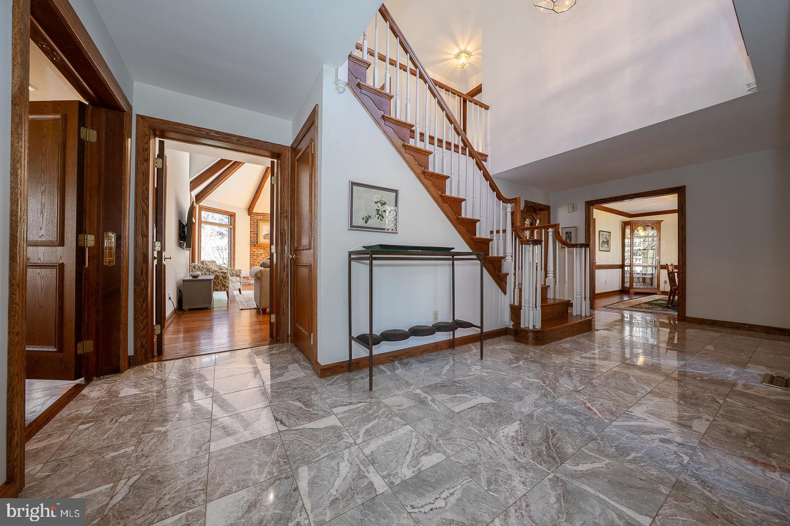 RADNOR HUNT - Residential