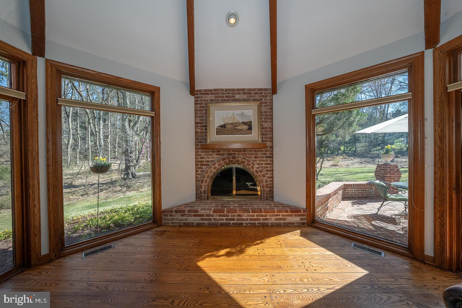 RADNOR HUNT - Residential