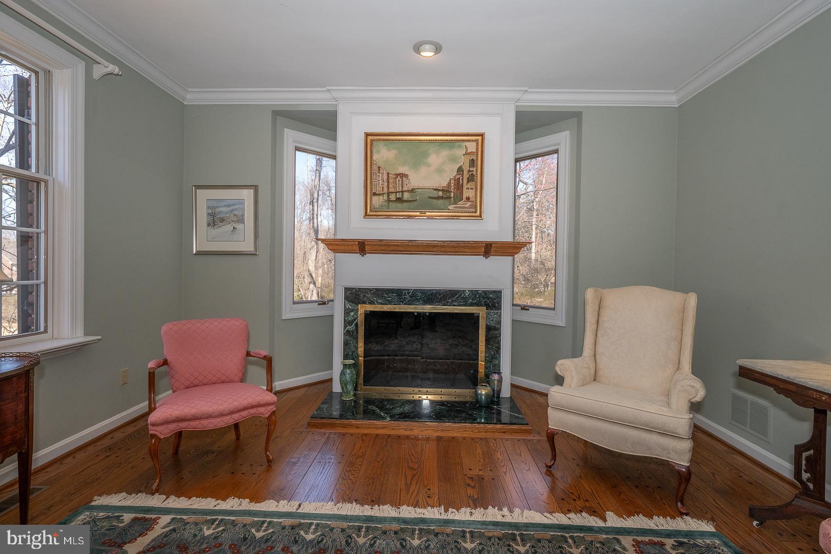 RADNOR HUNT - Residential