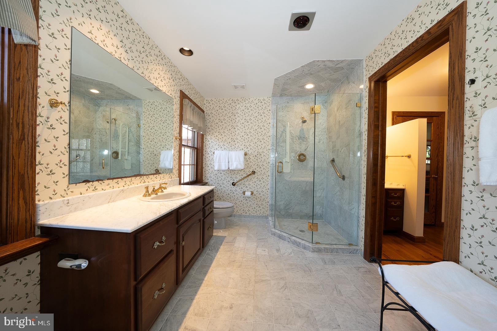 RADNOR HUNT - Residential