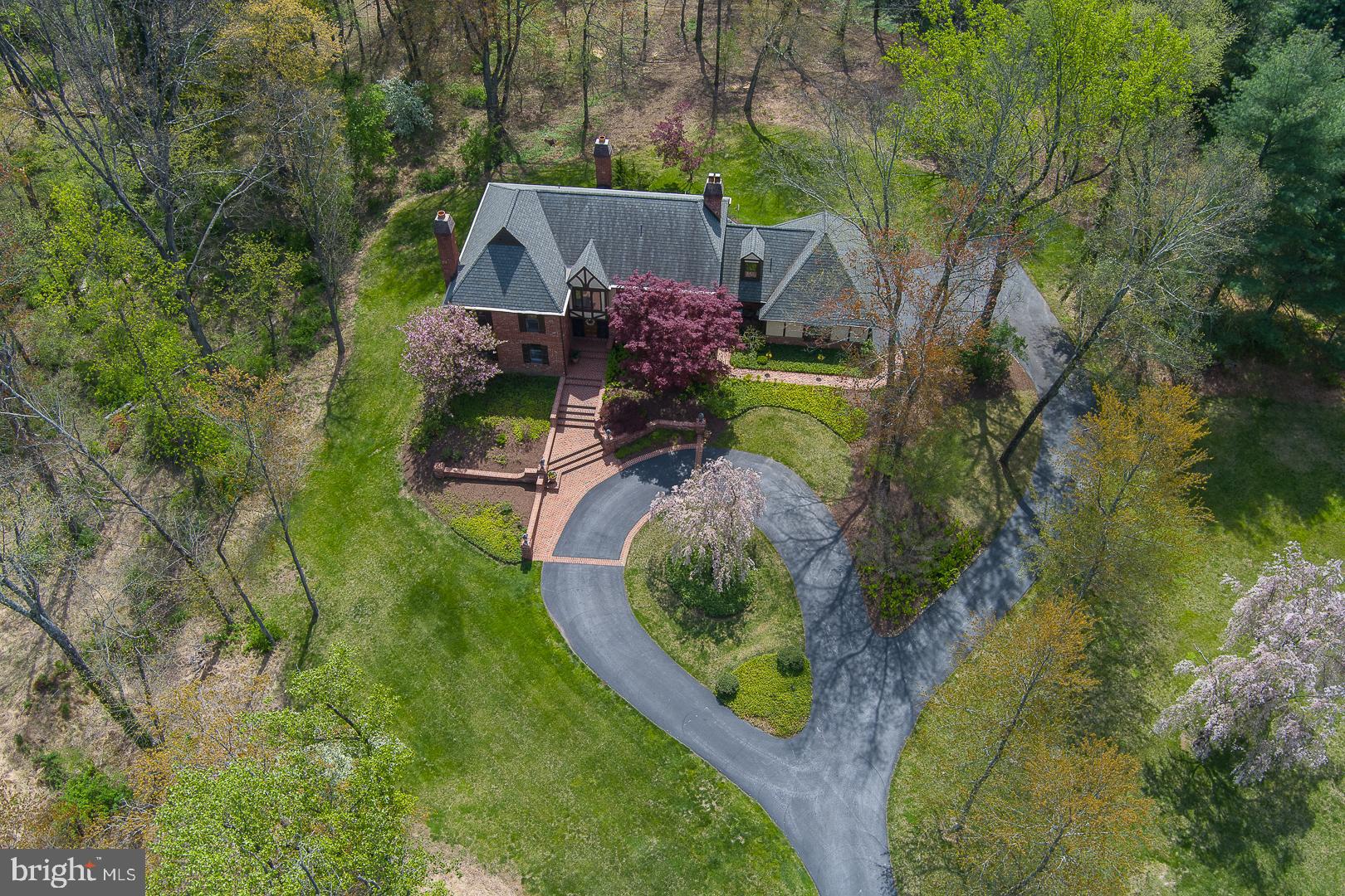 RADNOR HUNT - Residential