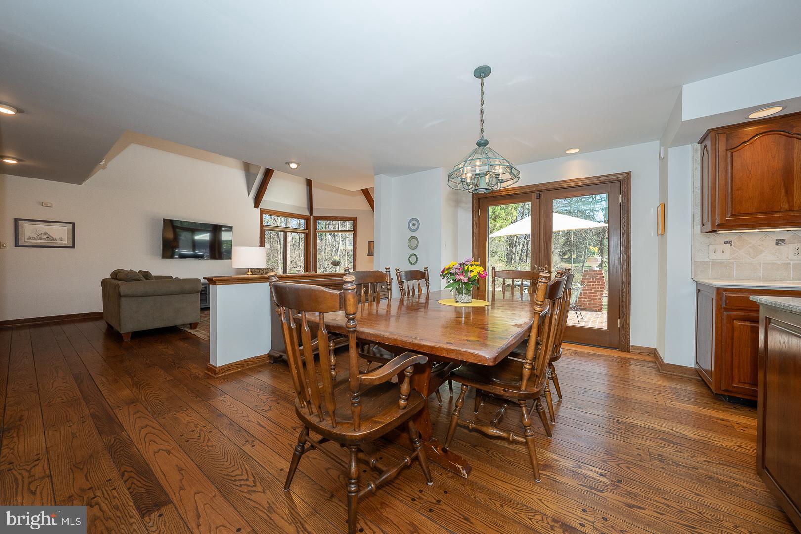 RADNOR HUNT - Residential