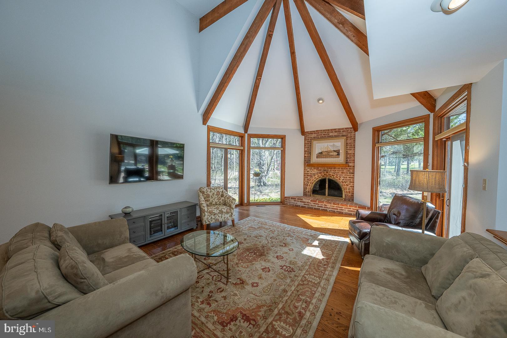 RADNOR HUNT - Residential