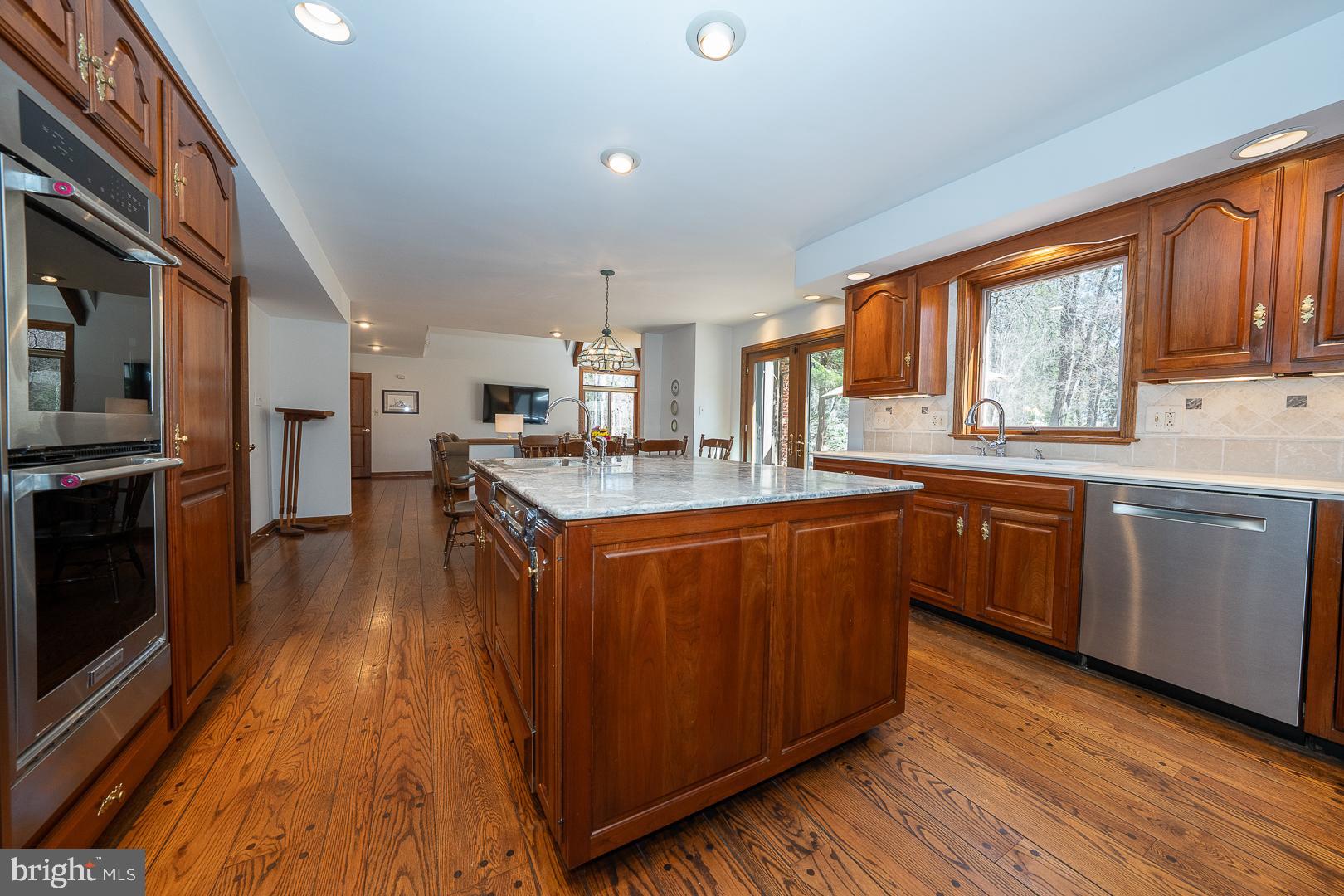 RADNOR HUNT - Residential