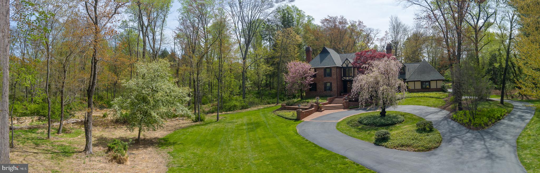 RADNOR HUNT - Residential