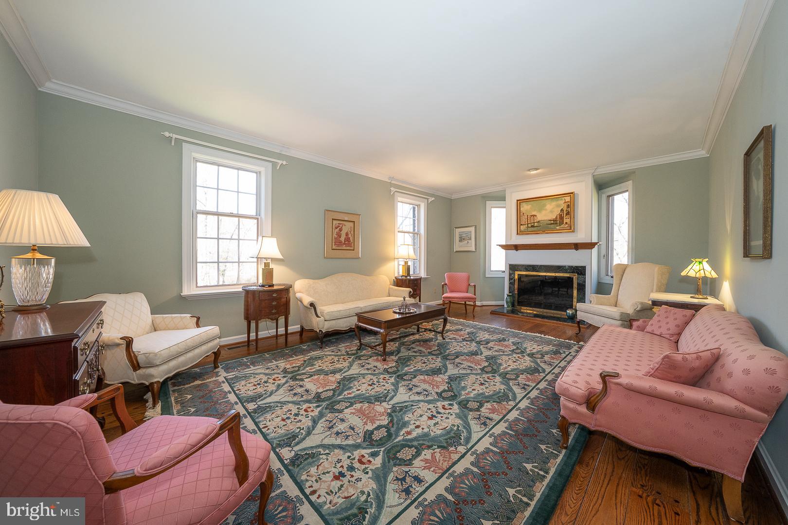 RADNOR HUNT - Residential