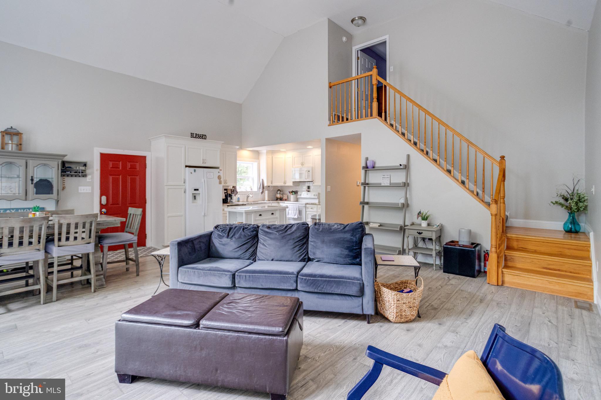 OCTORARO LAKES - Residential