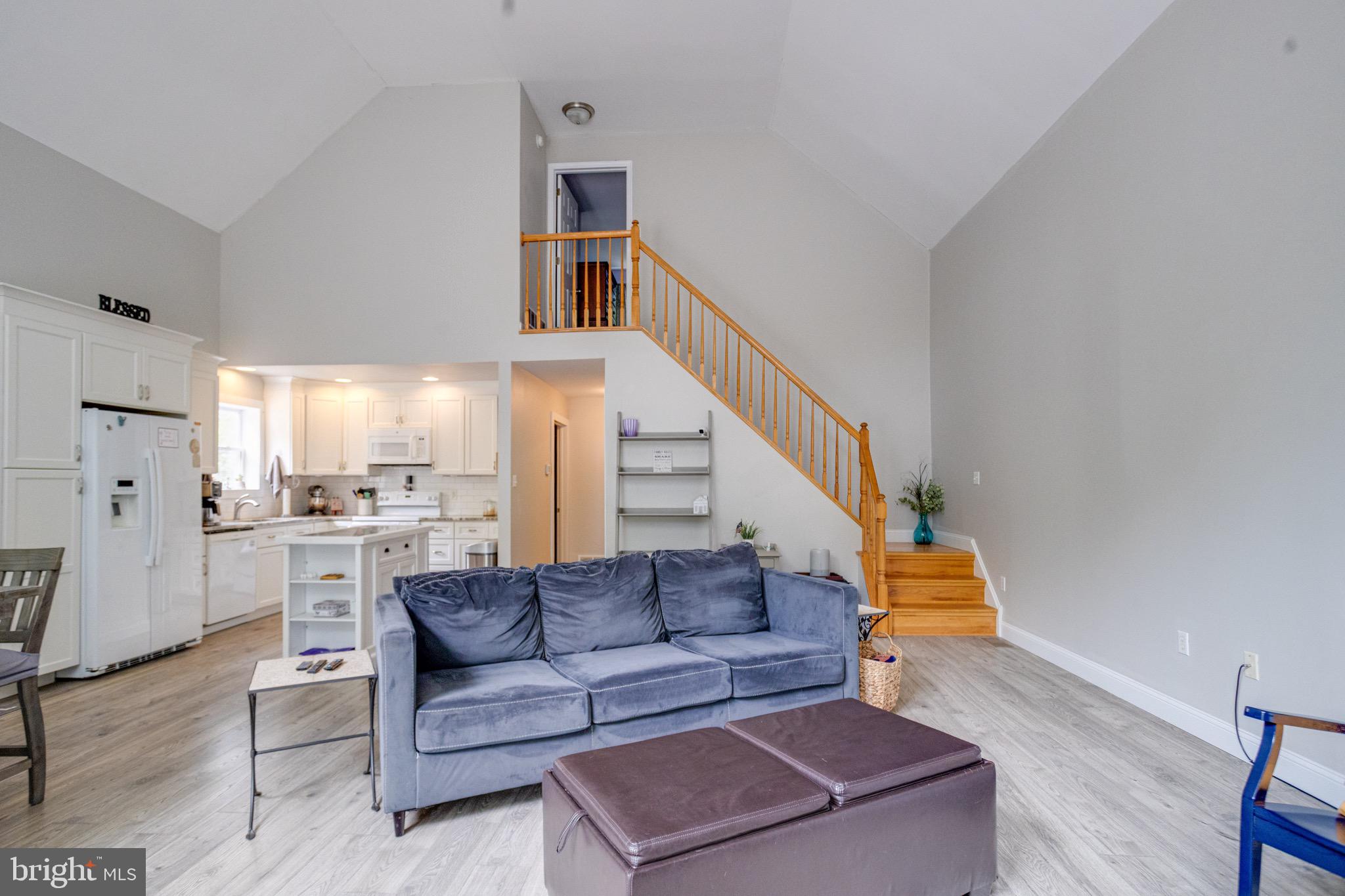 OCTORARO LAKES - Residential