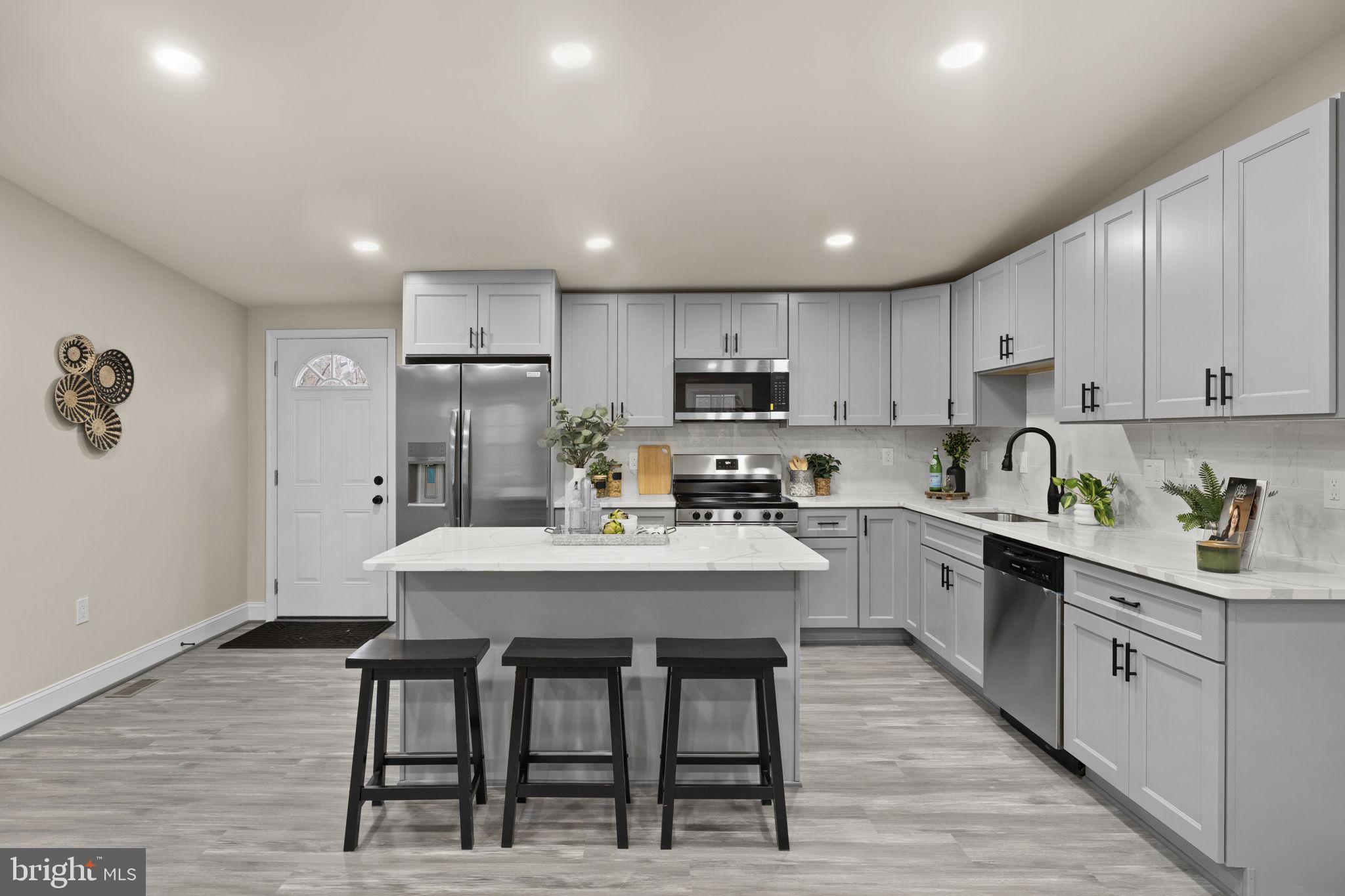 SADDLEBROOKE FARMS - Residential