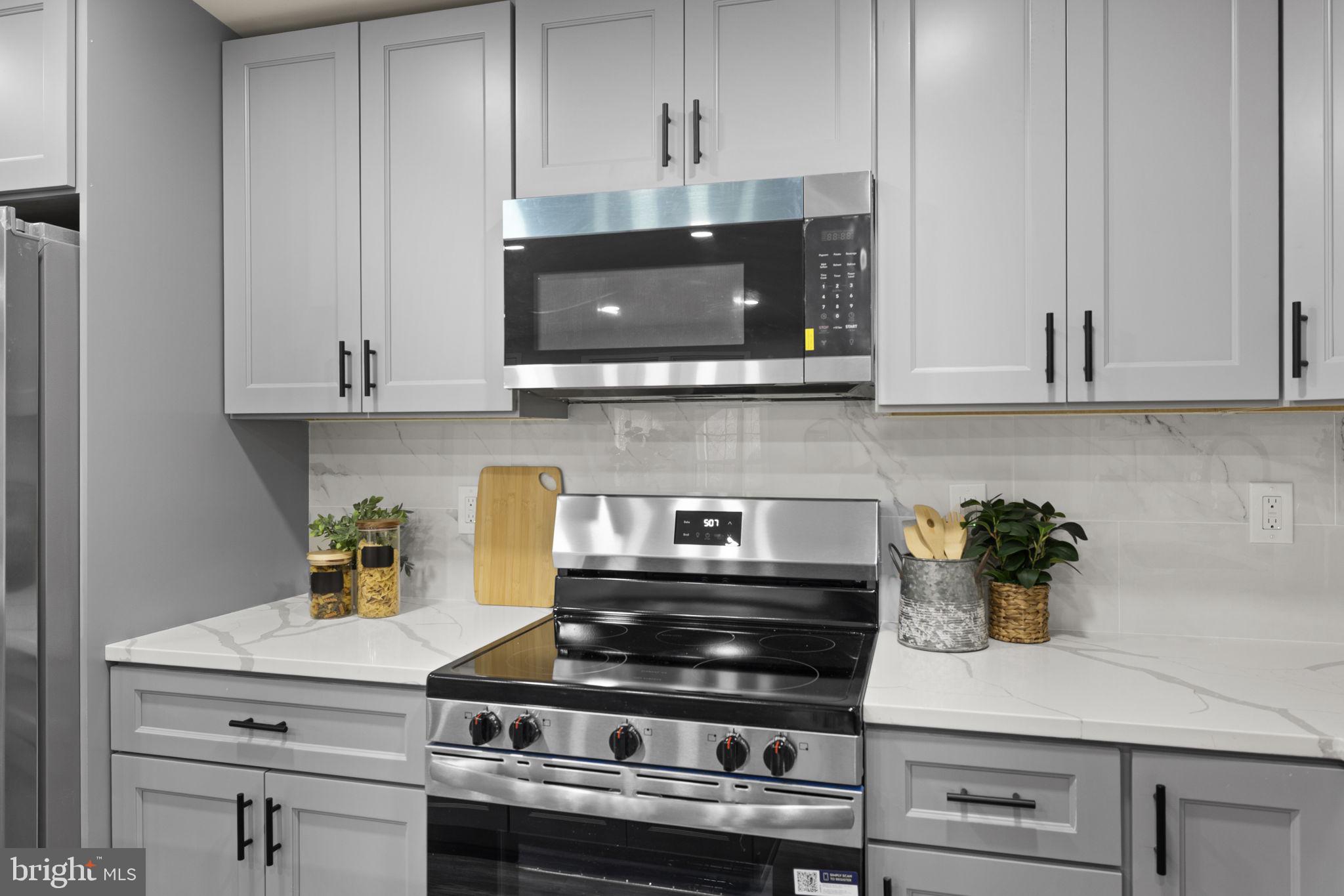 SADDLEBROOKE FARMS - Residential