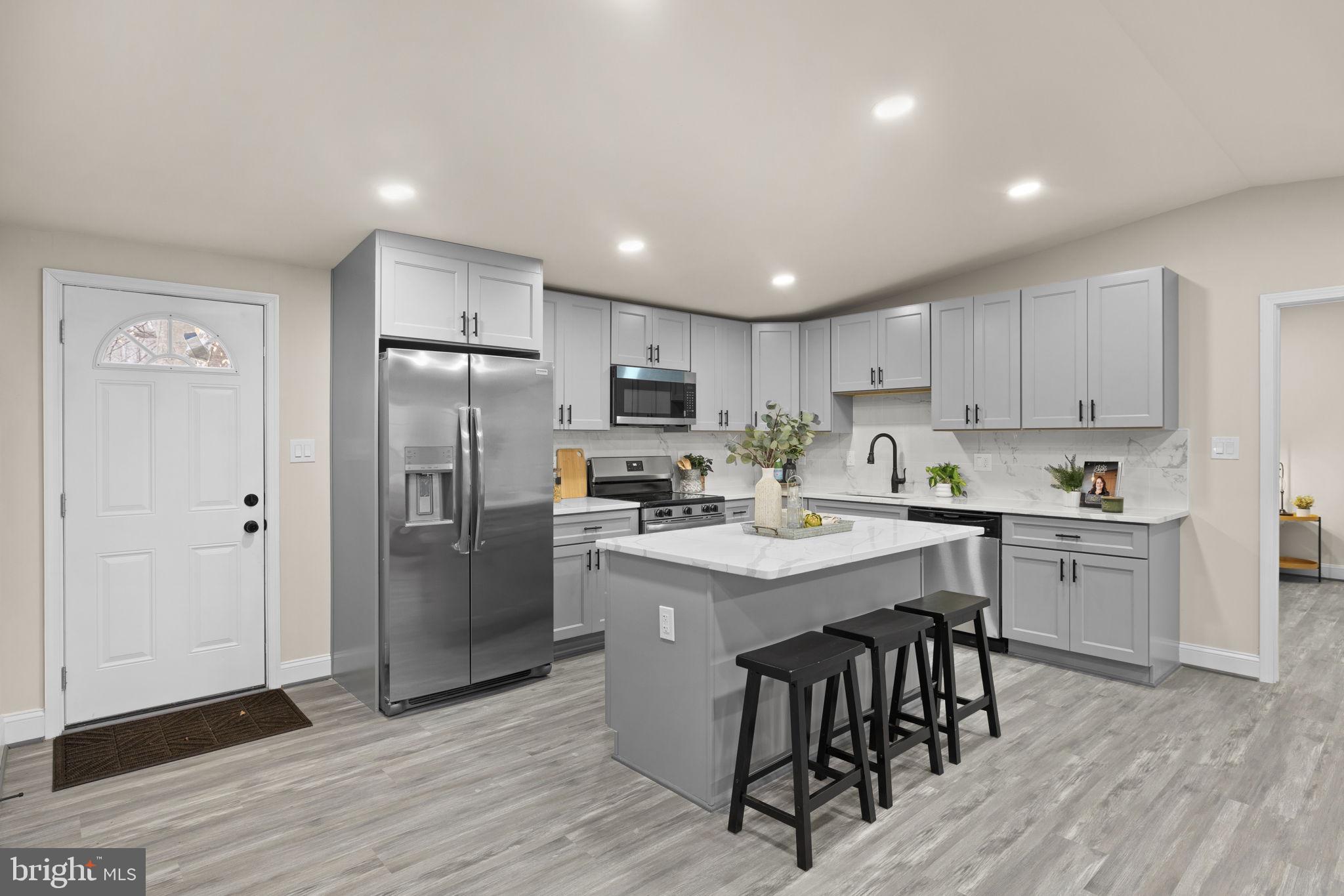 SADDLEBROOKE FARMS - Residential