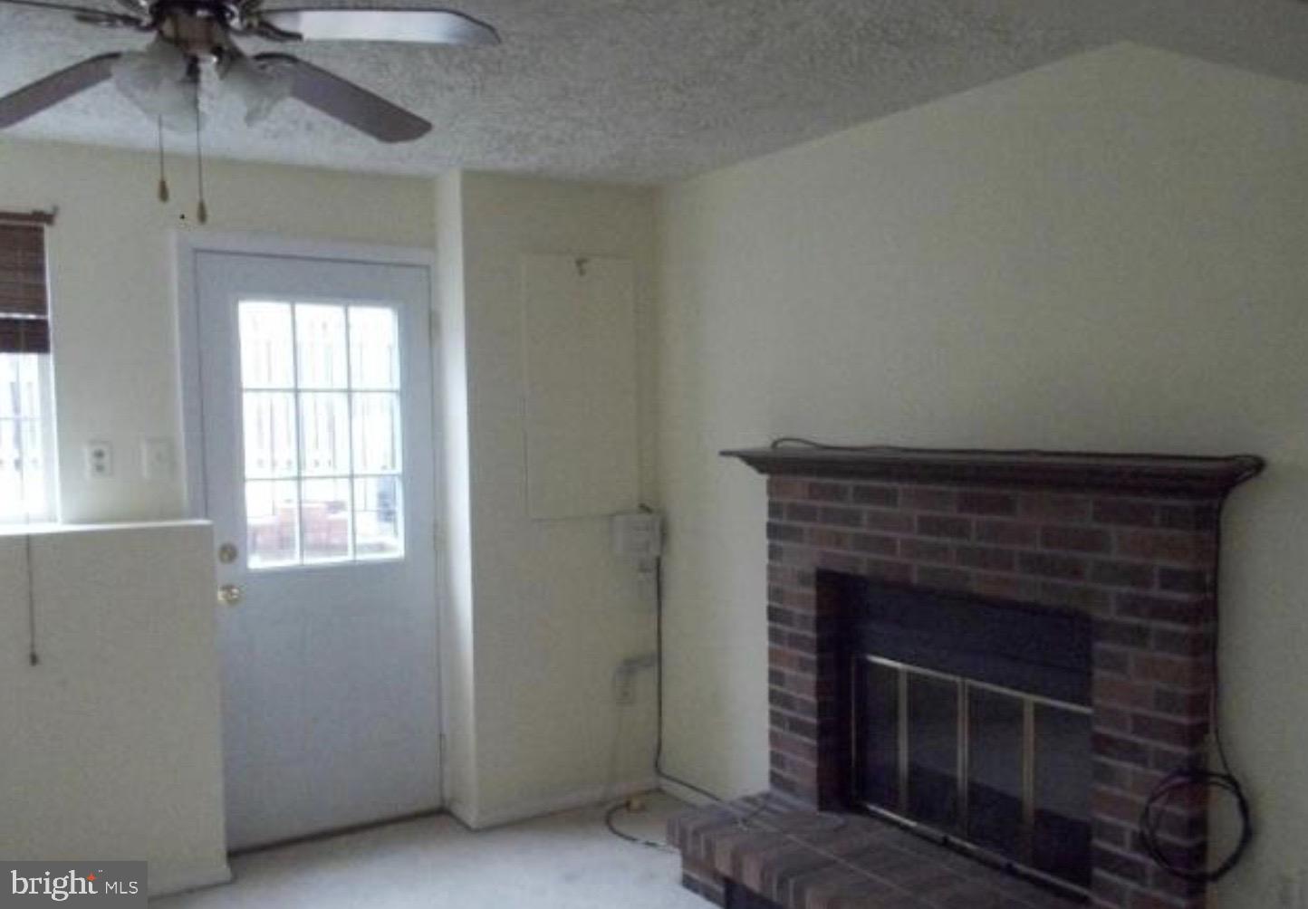 LITTLE ROCKY RUN - Residential Lease