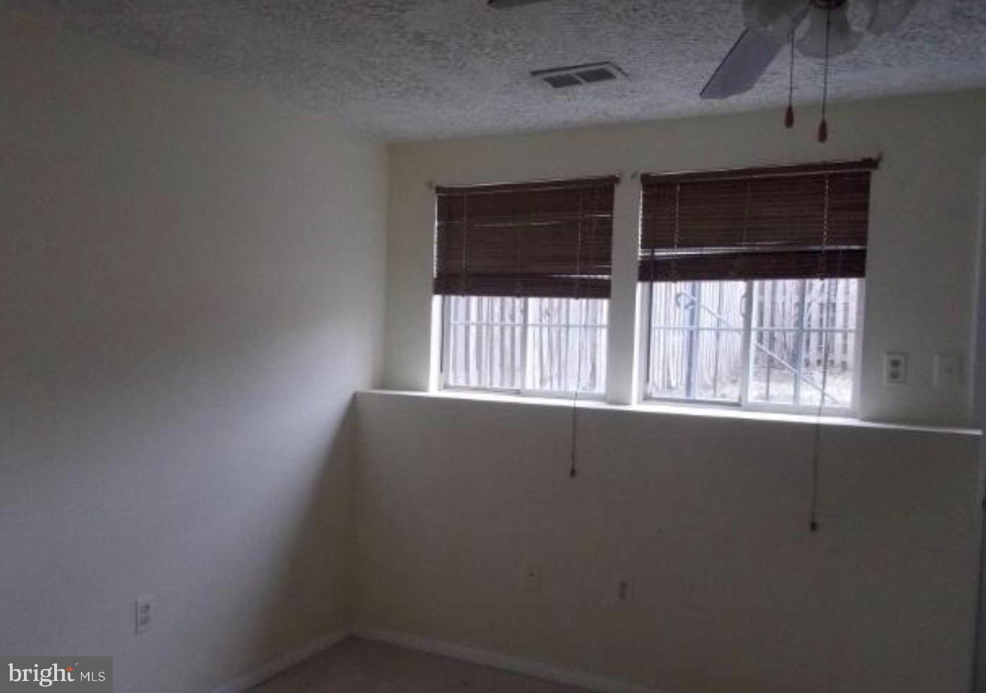 LITTLE ROCKY RUN - Residential Lease