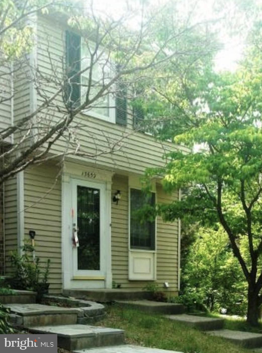 LITTLE ROCKY RUN - Residential Lease