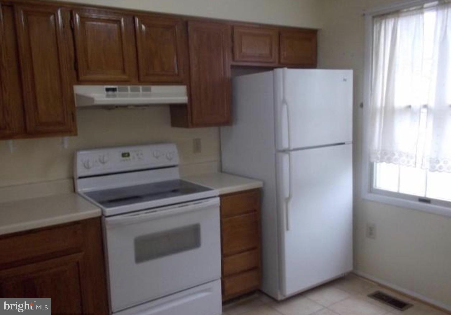 LITTLE ROCKY RUN - Residential Lease