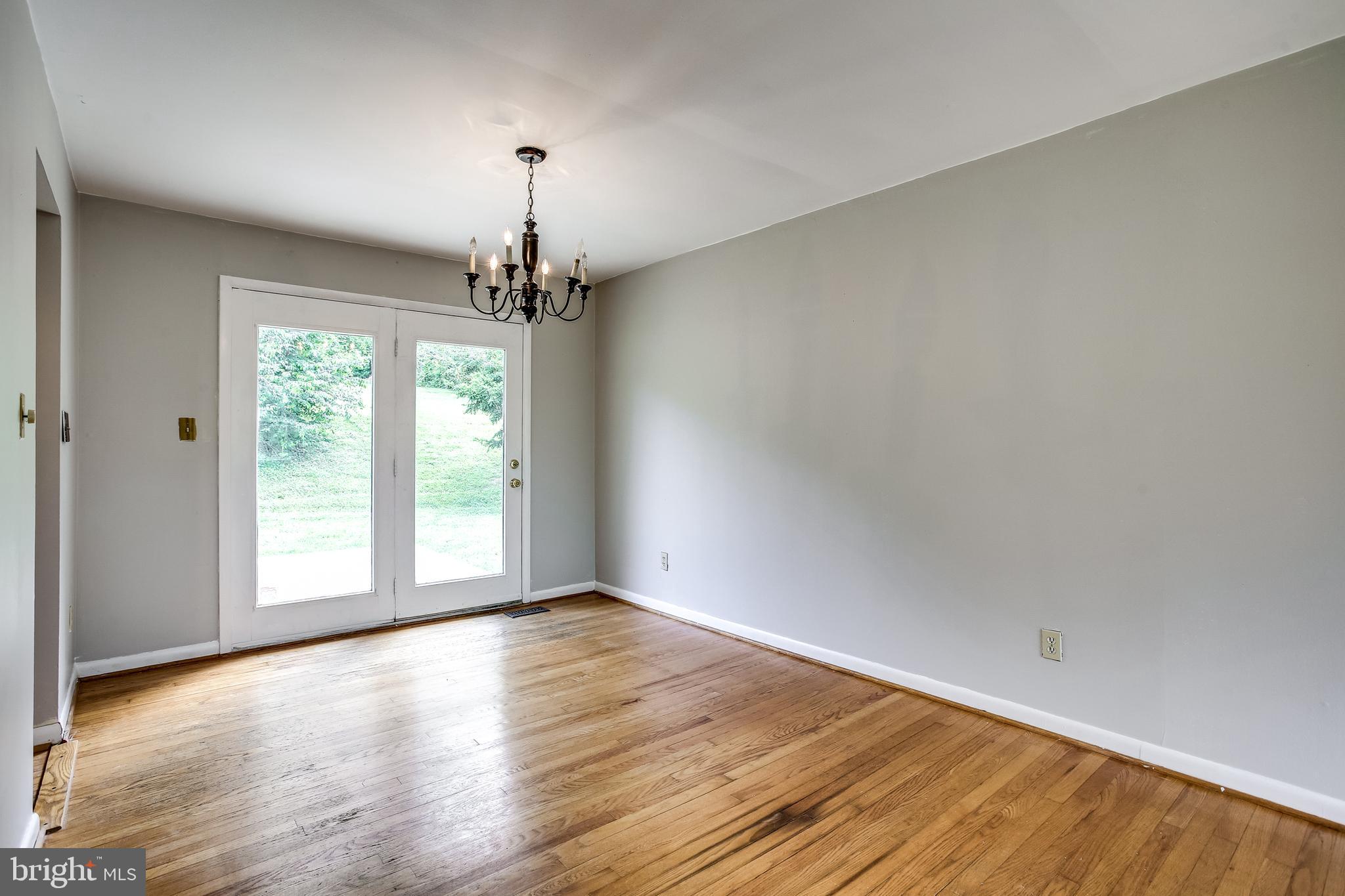 BOLLINGER ESTATES - Residential