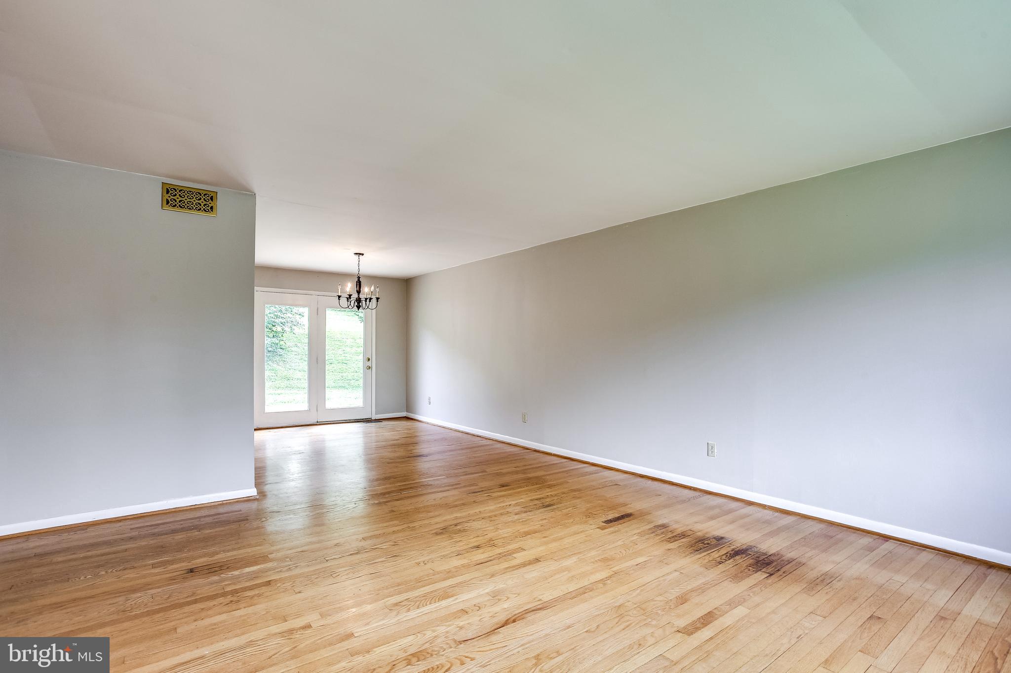 BOLLINGER ESTATES - Residential