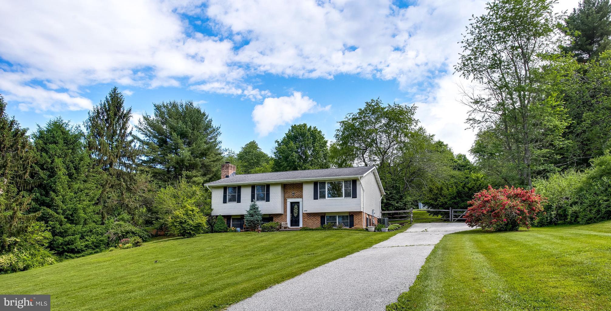 BOLLINGER ESTATES - Residential