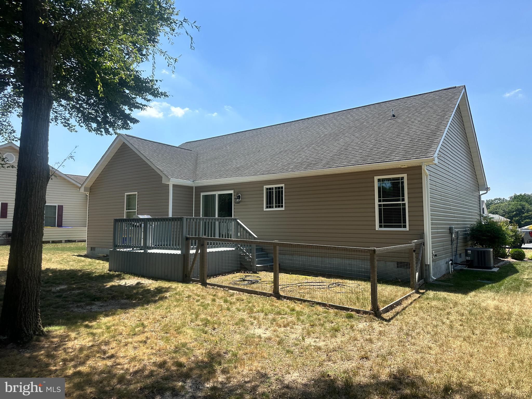 408 SUMMIT DRIVE