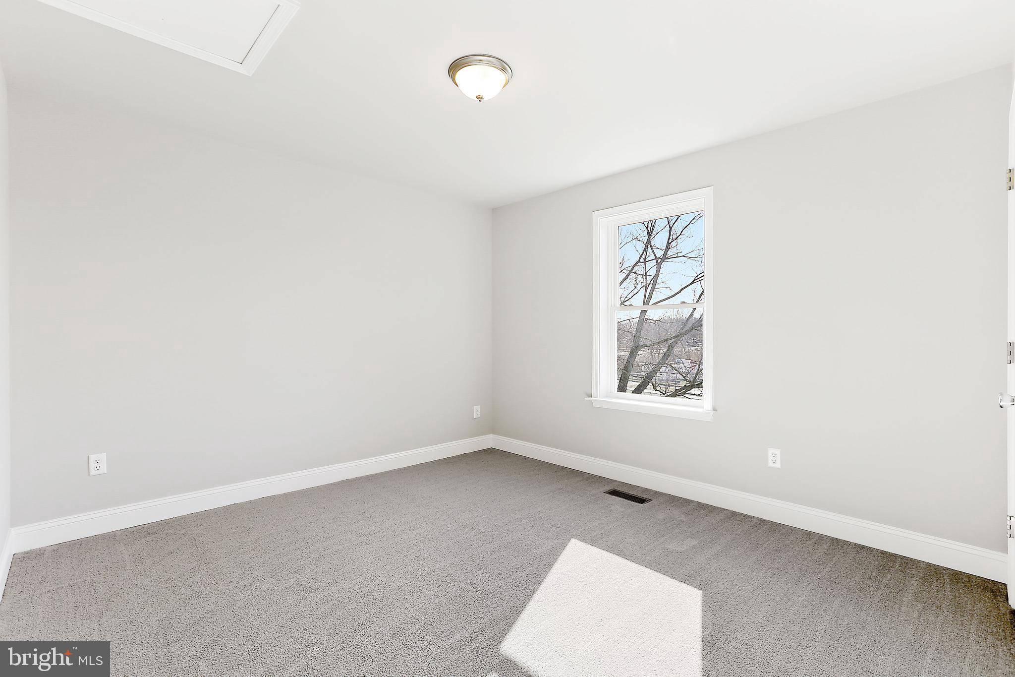 DUNDALK - Residential