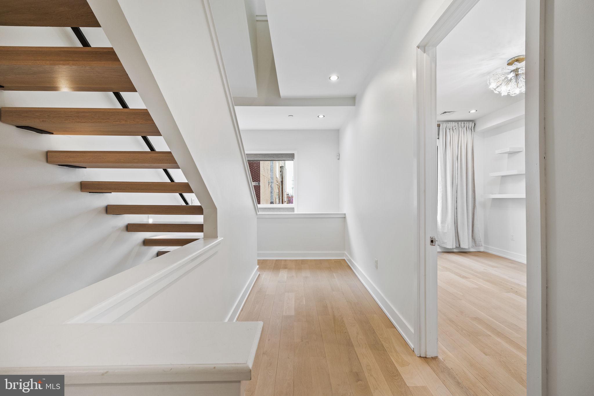BELLA VISTA - Residential