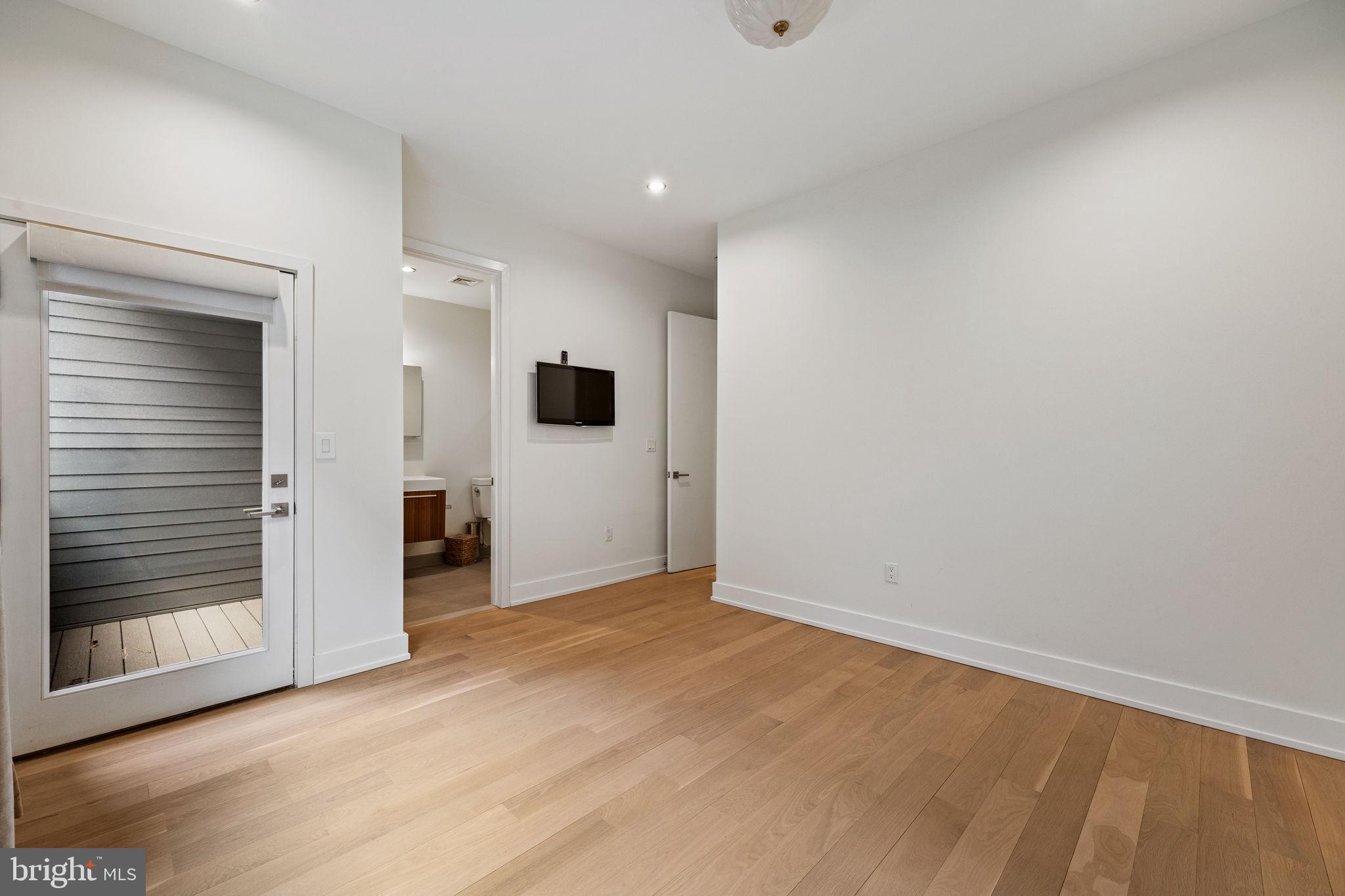 BELLA VISTA - Residential