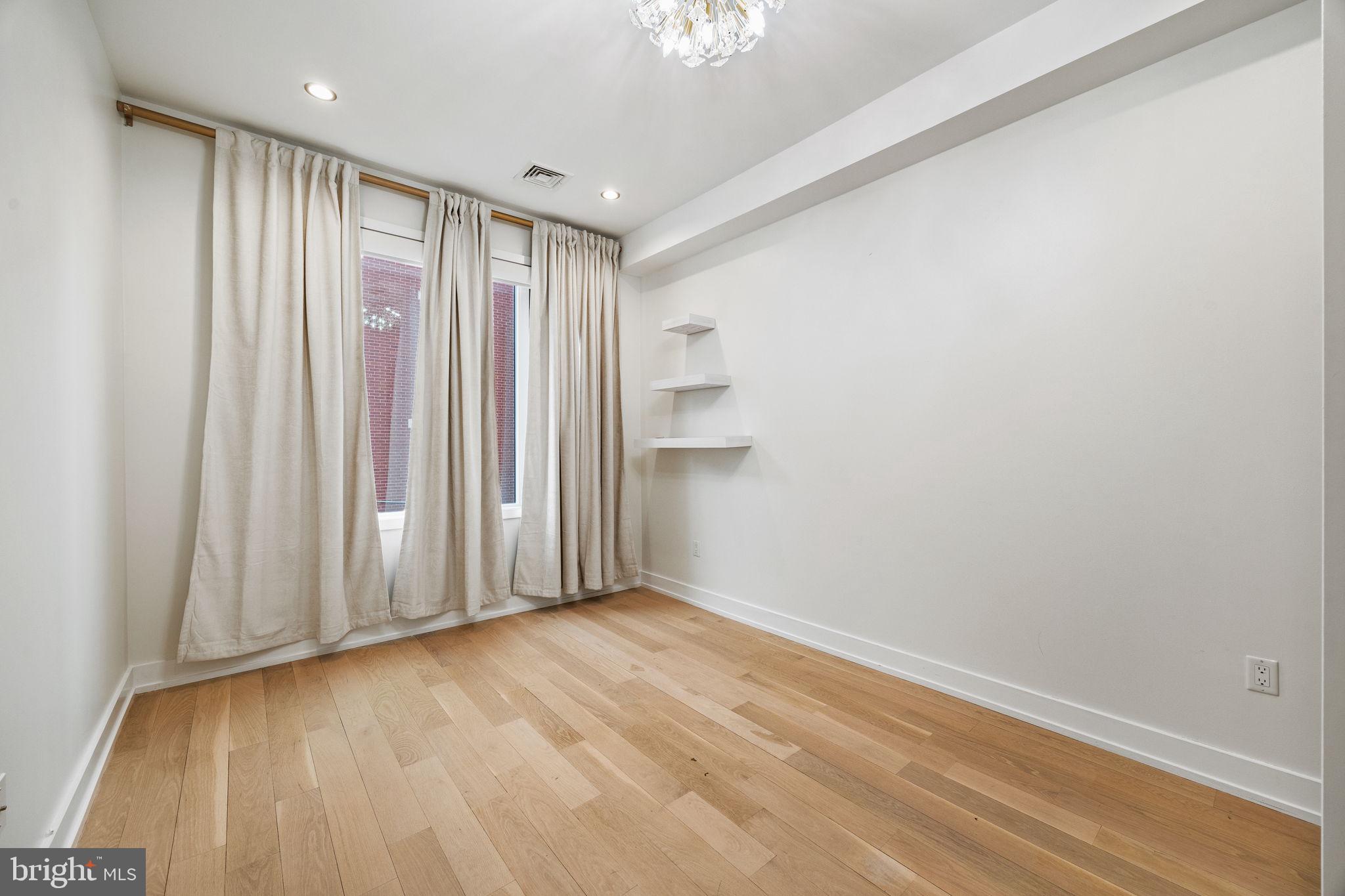 BELLA VISTA - Residential