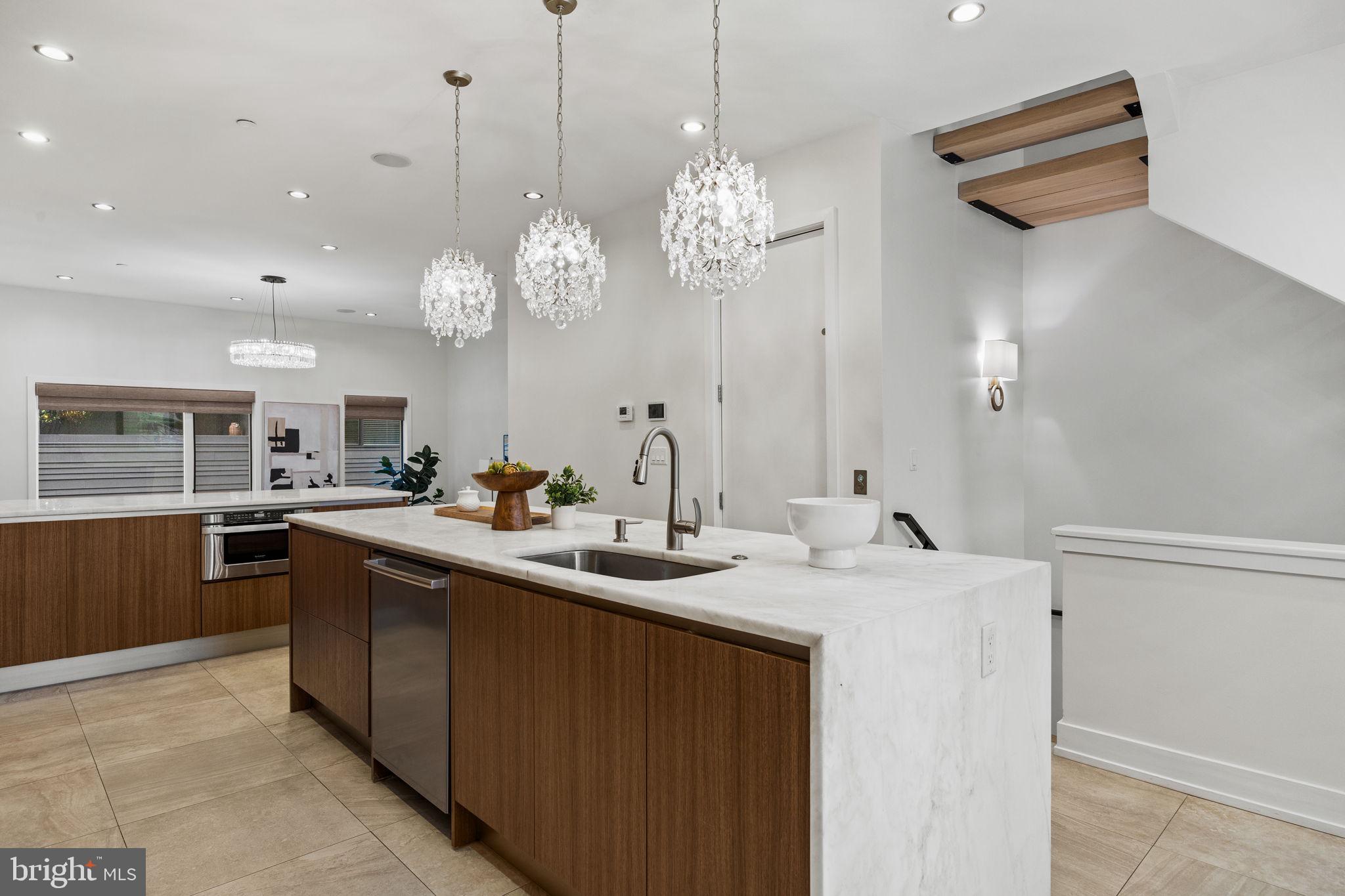 BELLA VISTA - Residential