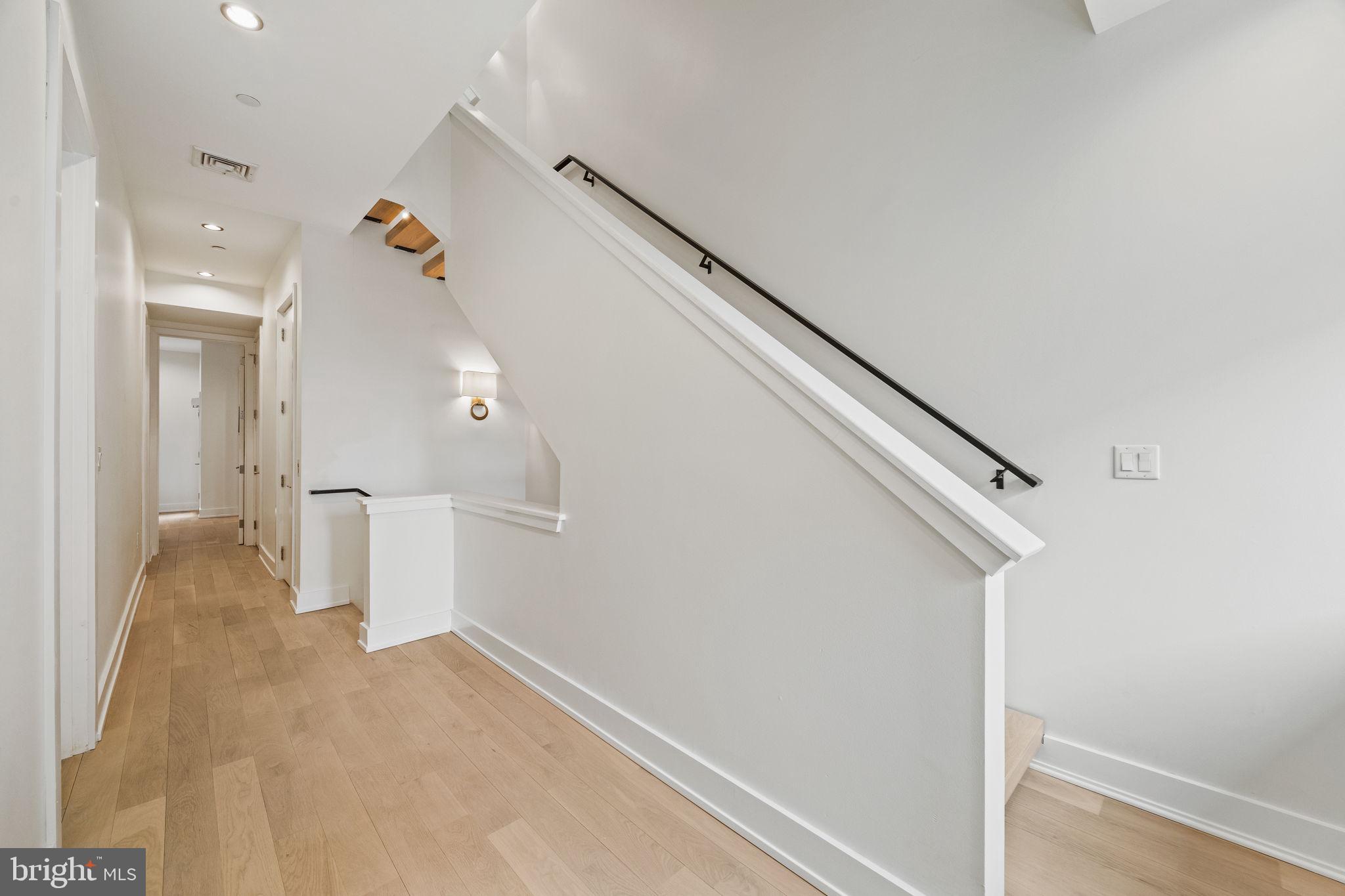 BELLA VISTA - Residential