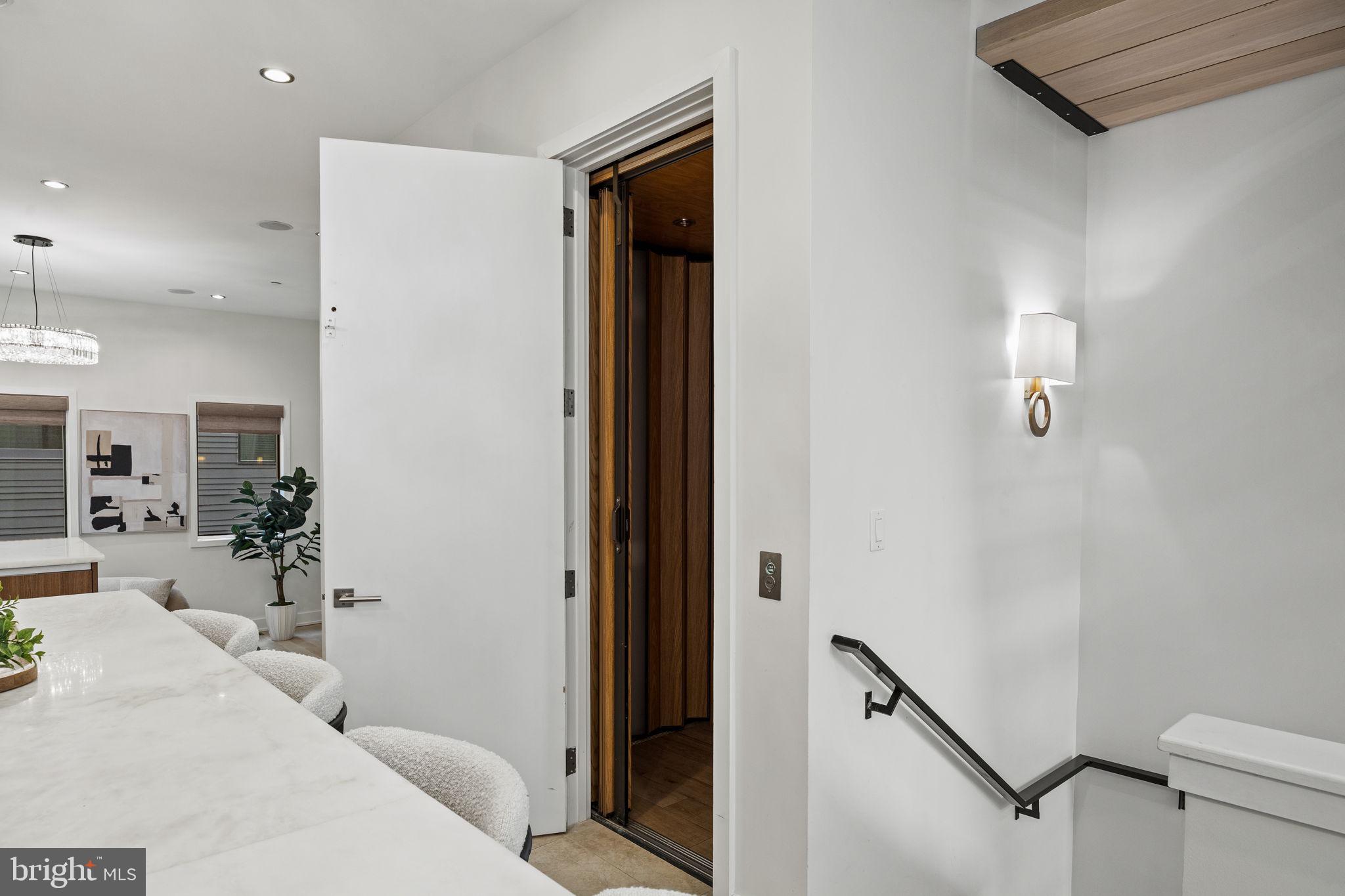 BELLA VISTA - Residential