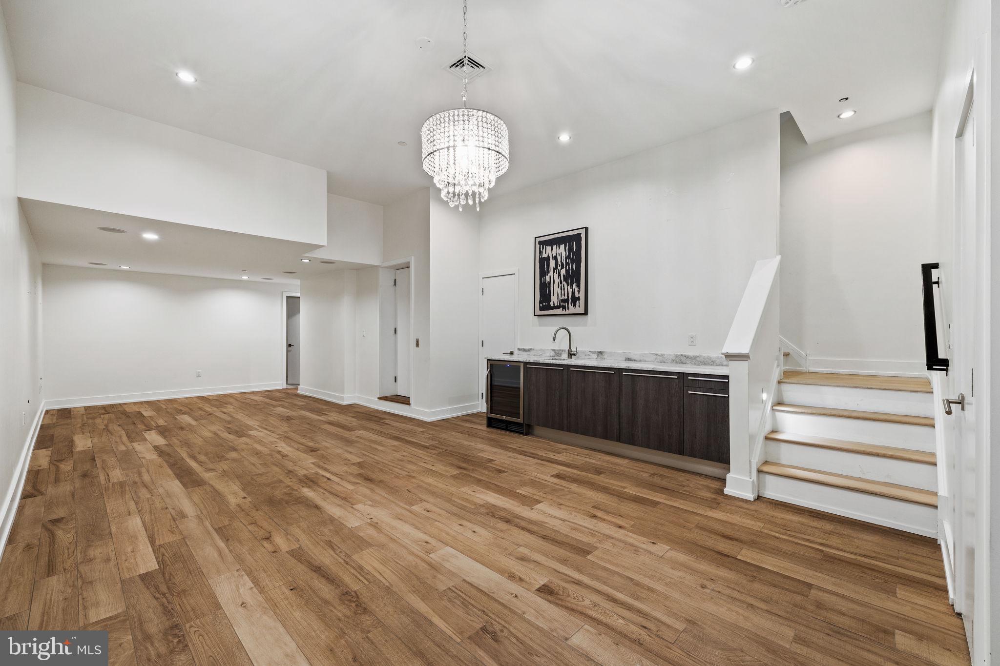 BELLA VISTA - Residential
