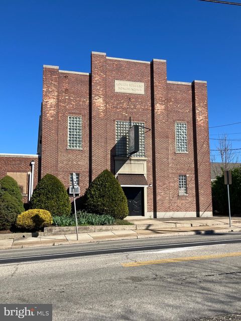 Photo of 211 W Butler Avenue #2ND FLOOR, AMBLER, PA 19002 (MLS # PAMC2174778)