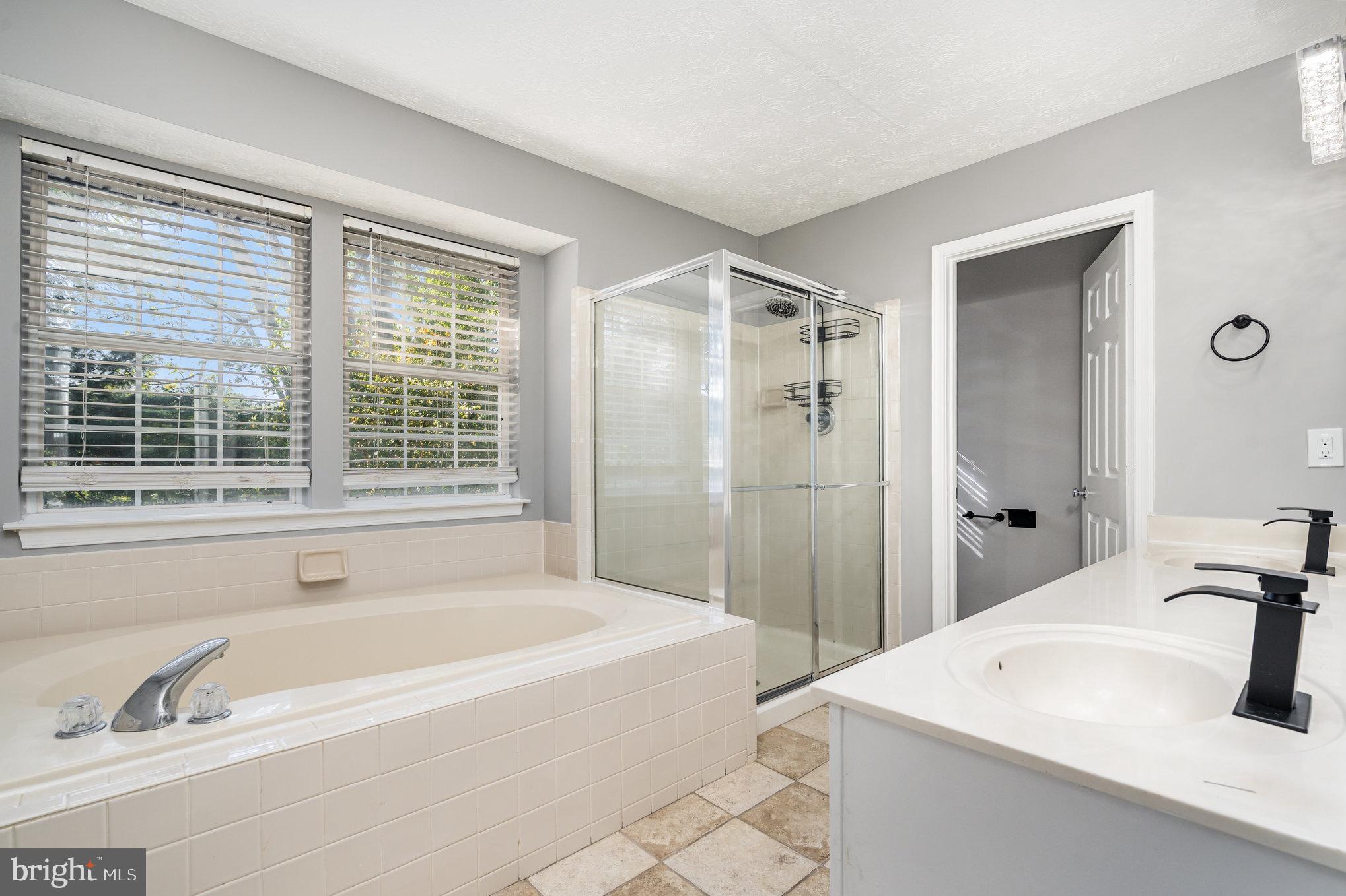 ST GEORGES ESTATES - Residential Lease