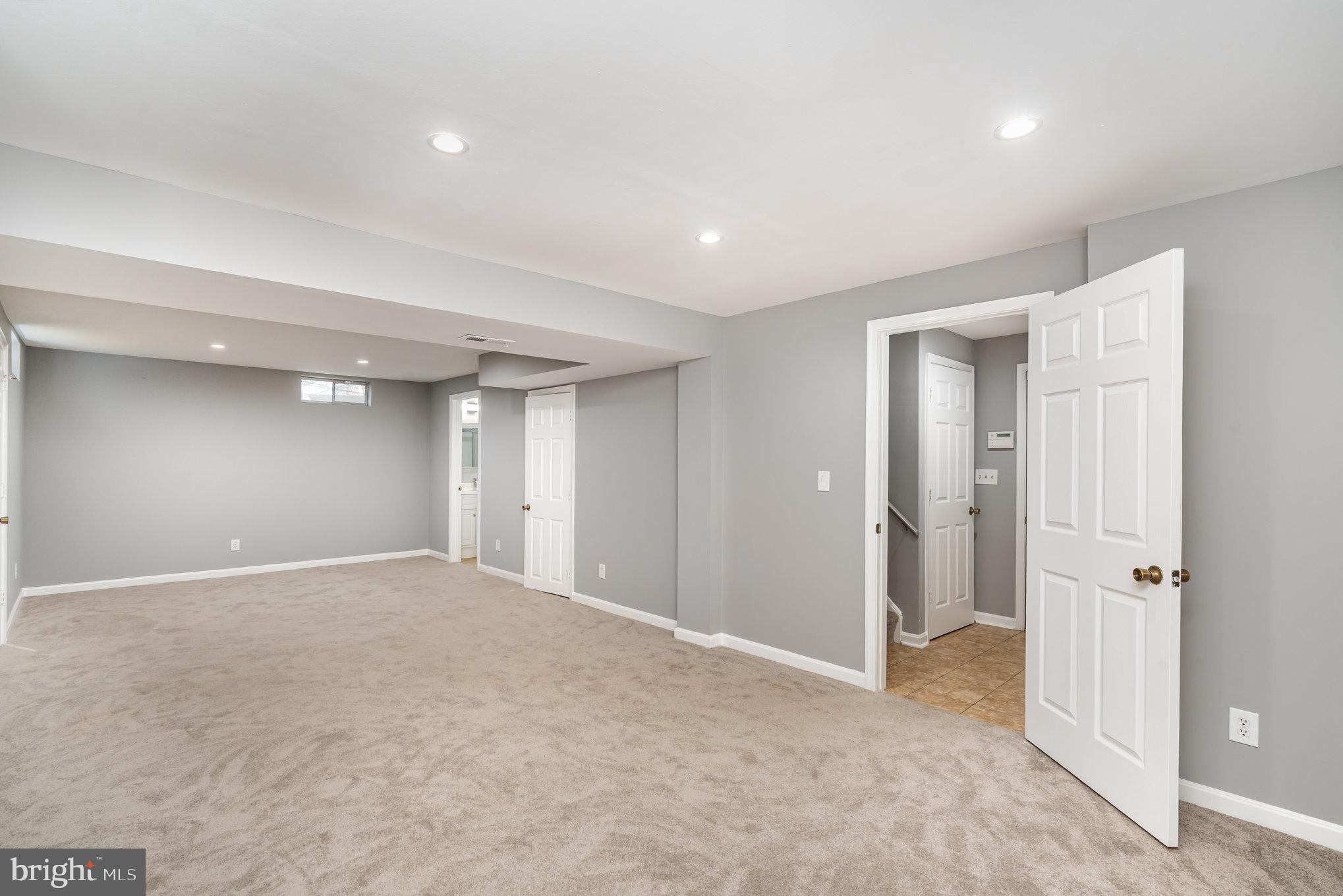 ST GEORGES ESTATES - Residential Lease