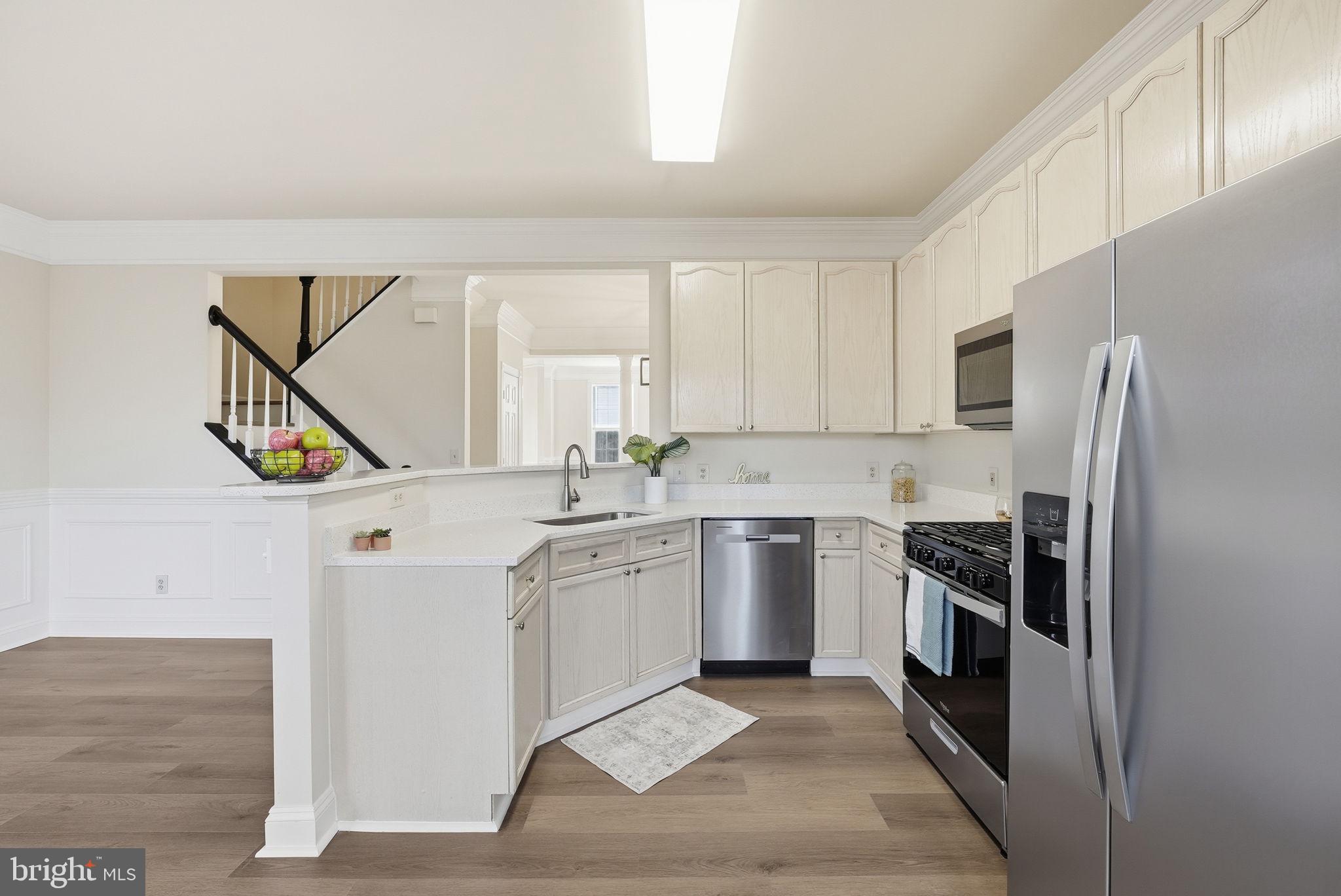 SOUTHLAKE AT MONTCLAIR - Residential