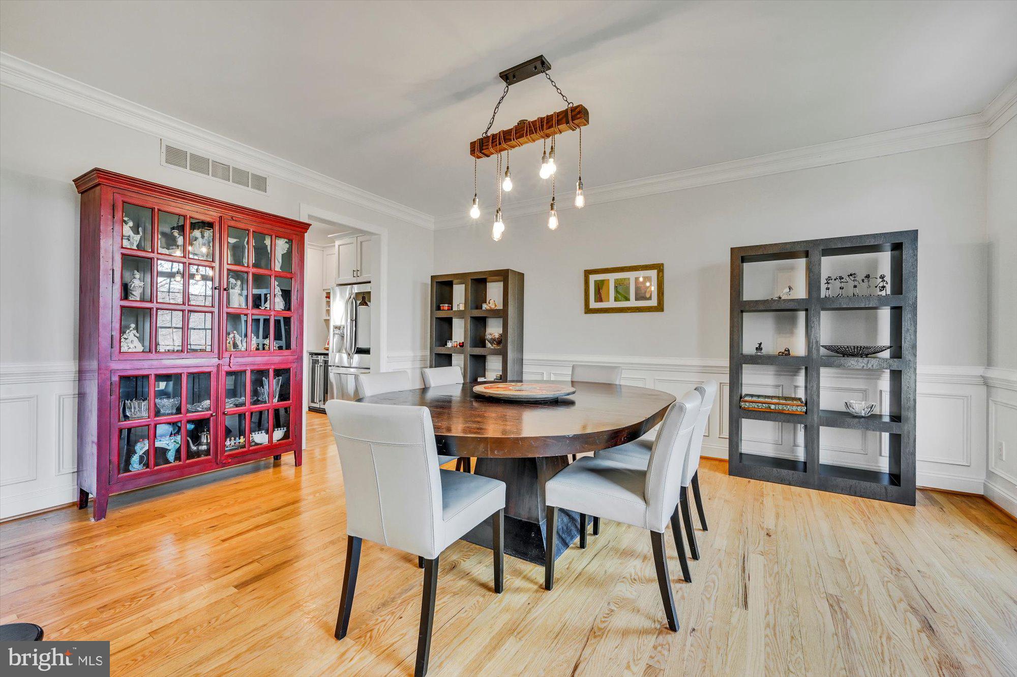 HILLHURST - Residential