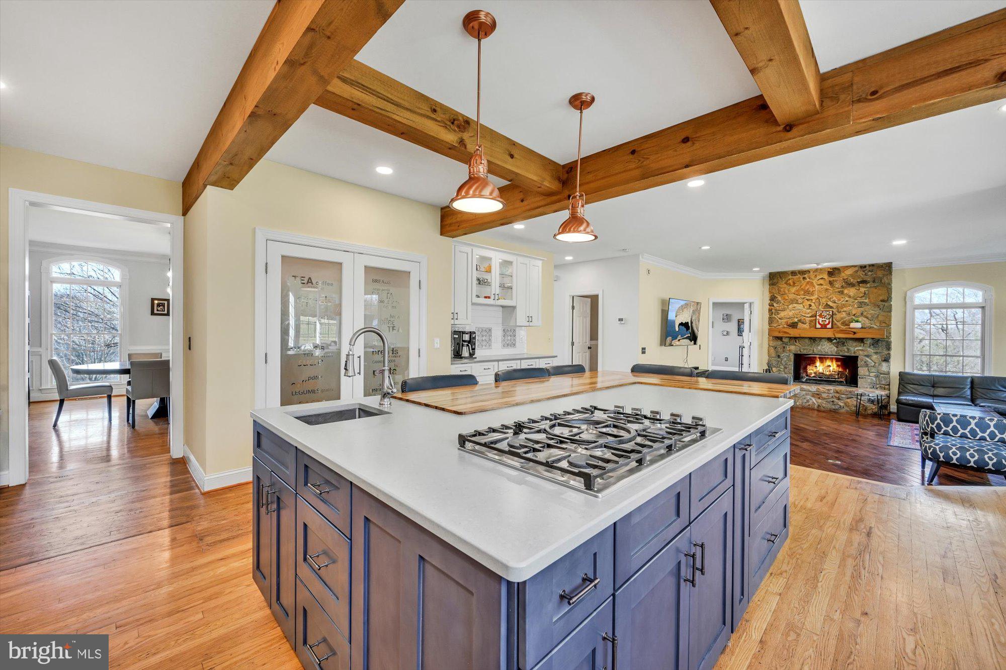 HILLHURST - Residential