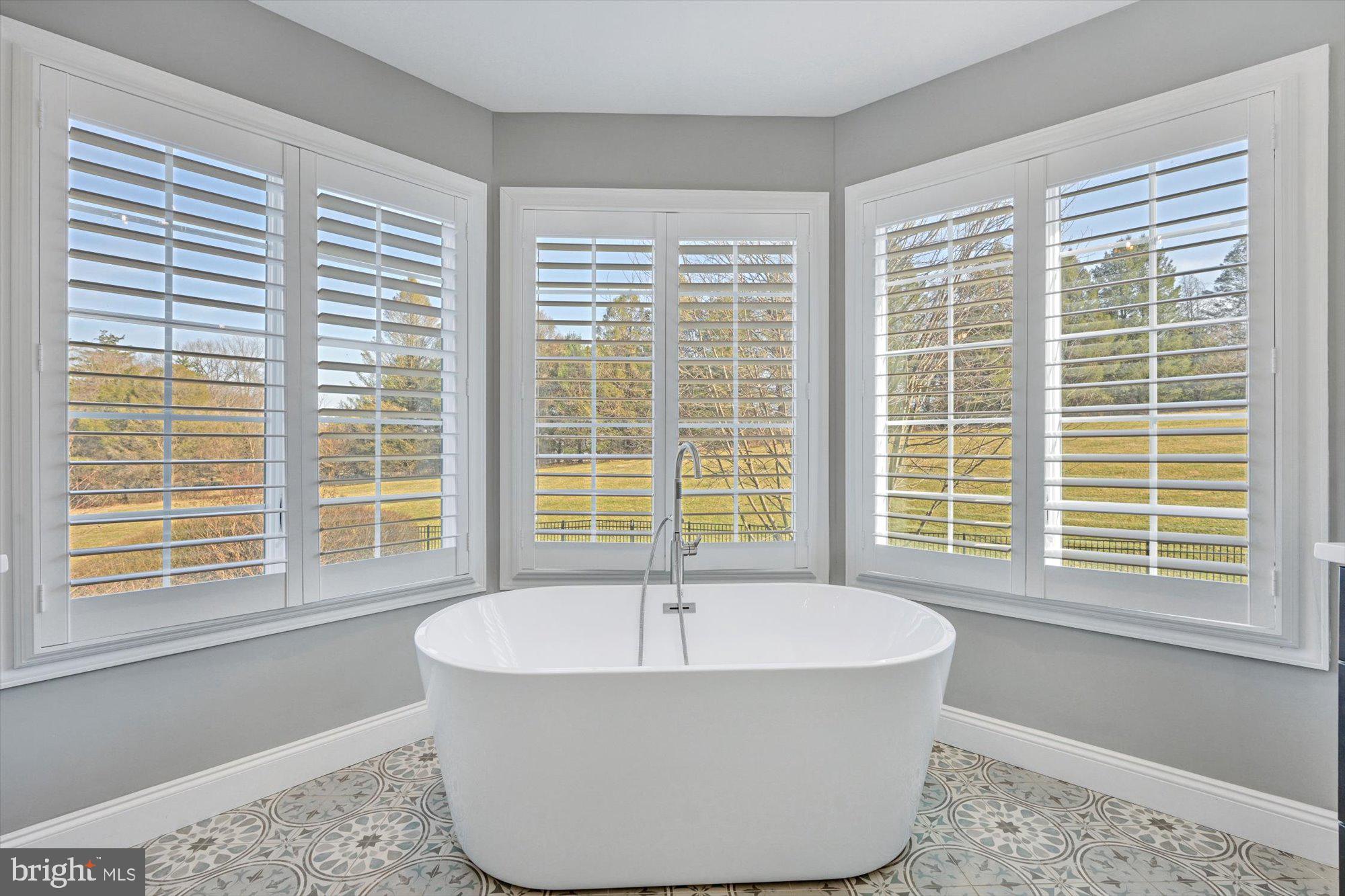 HILLHURST - Residential