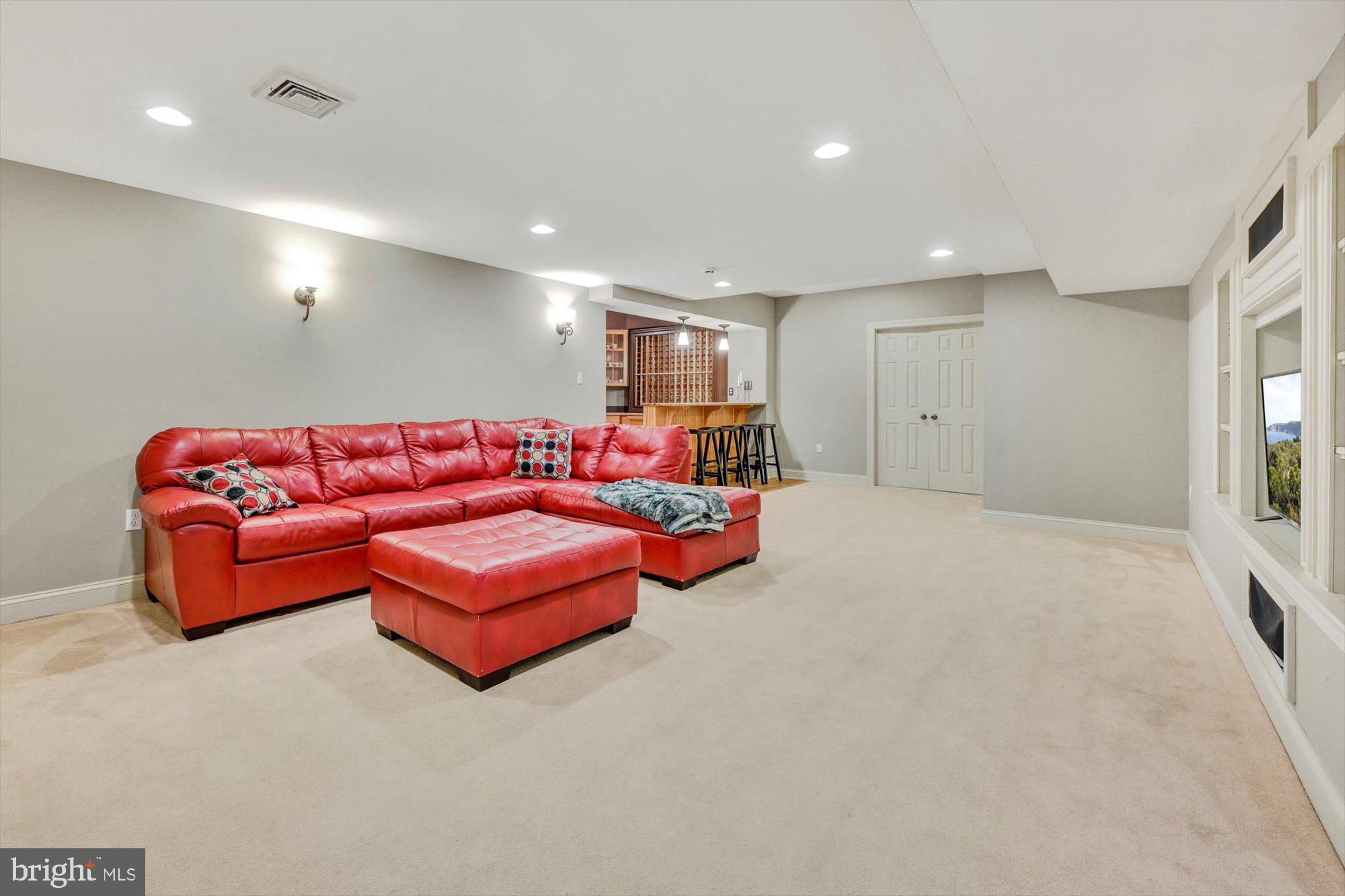 HILLHURST - Residential