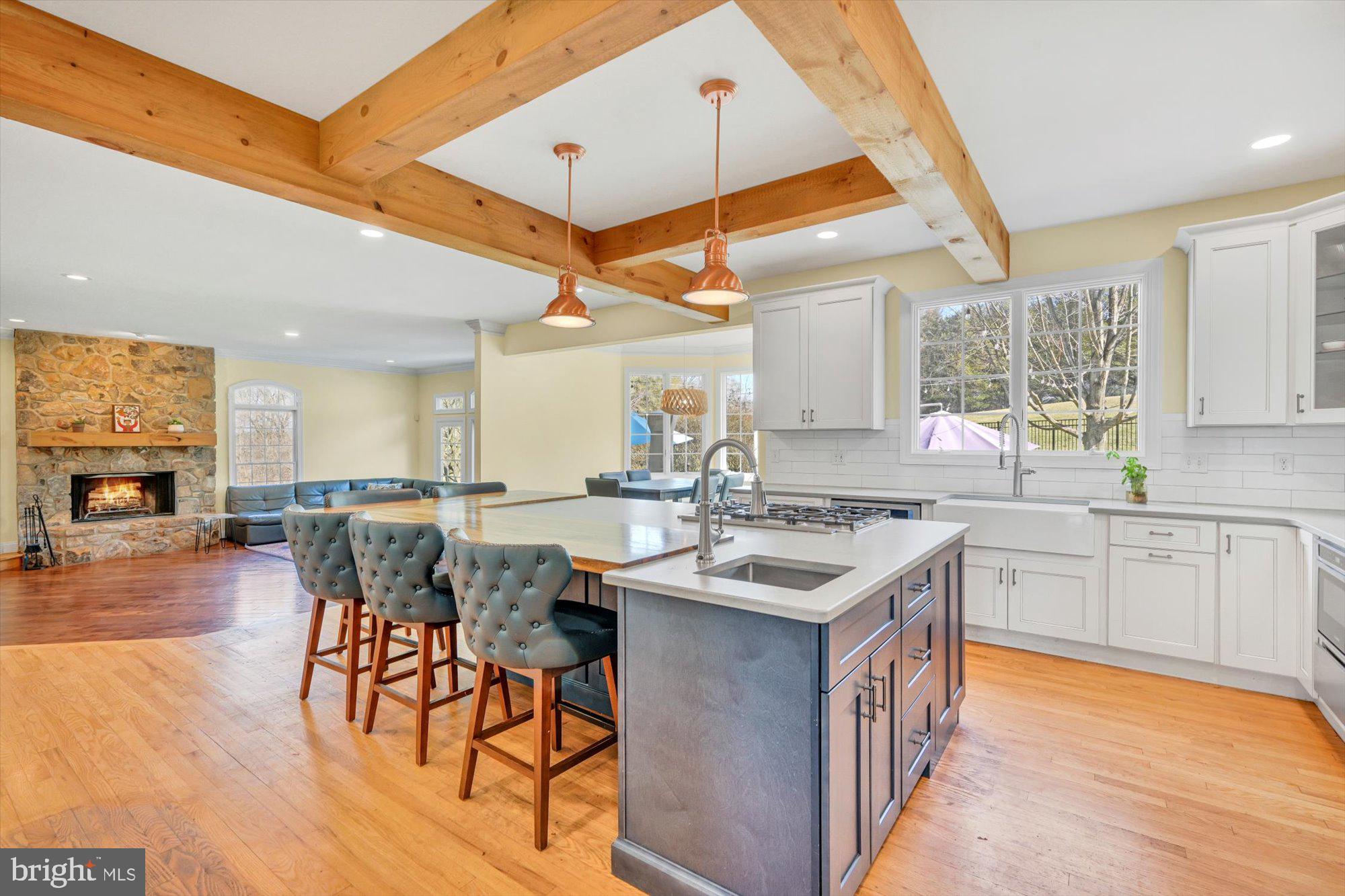 HILLHURST - Residential