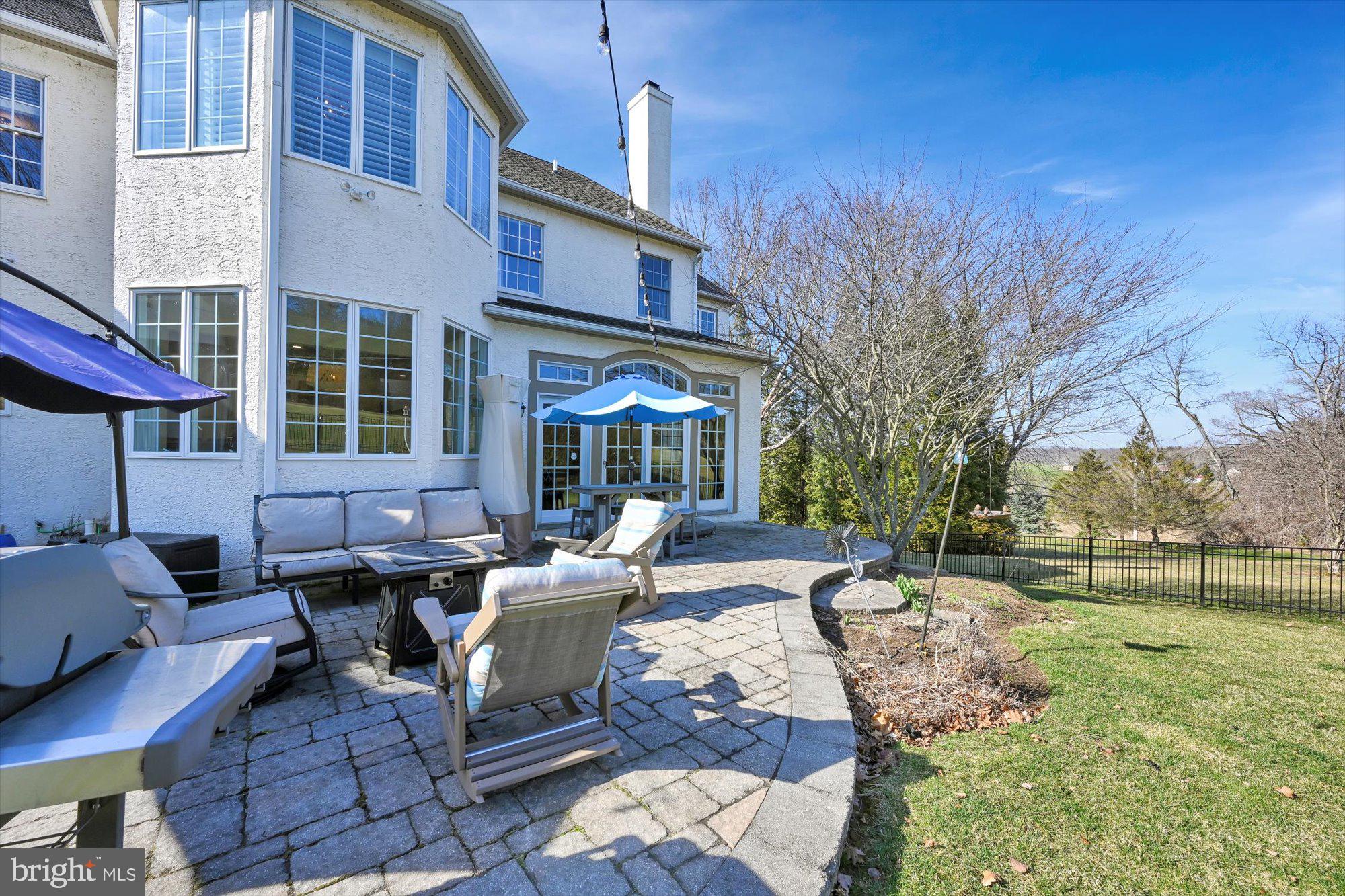 HILLHURST - Residential