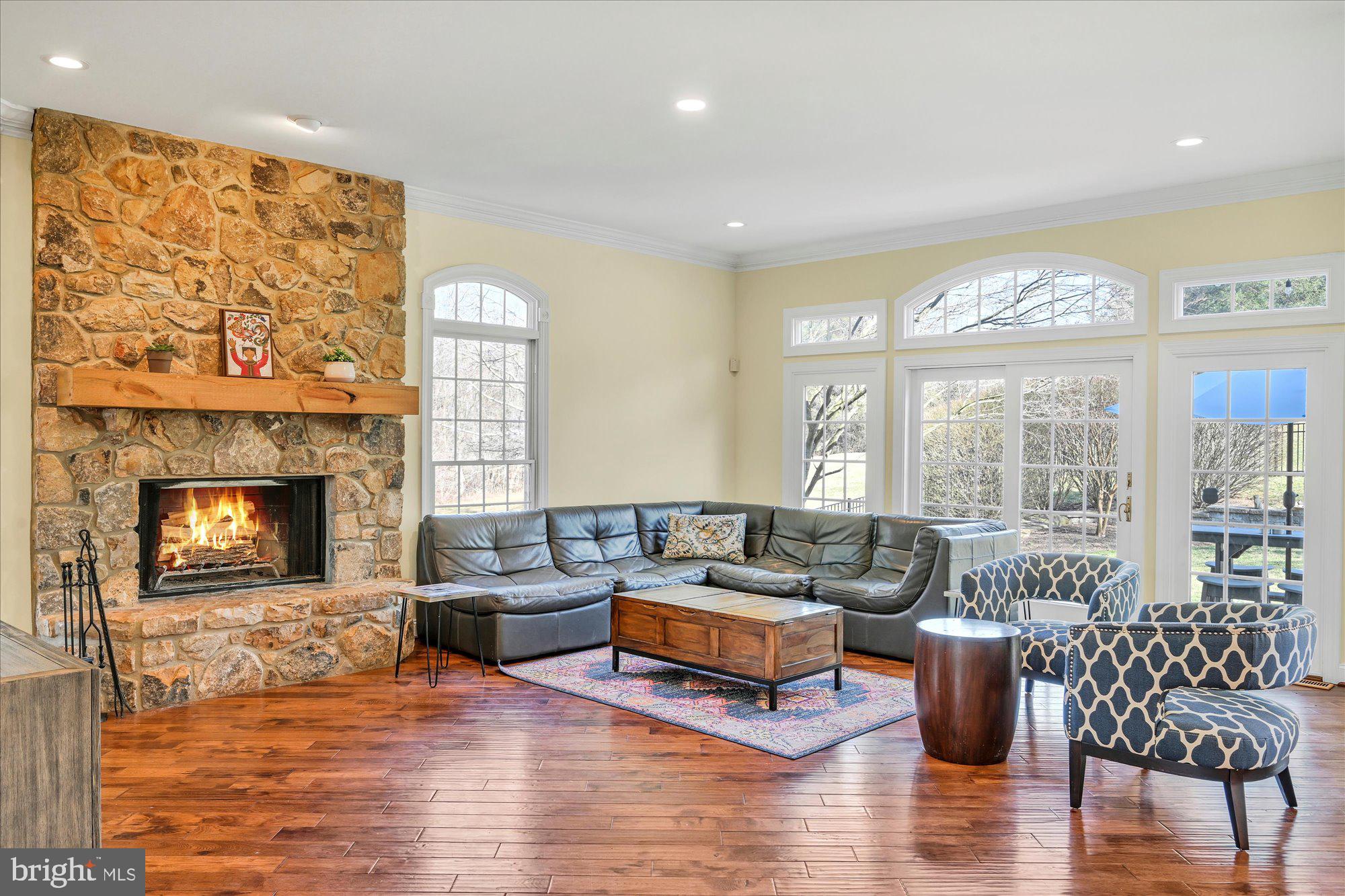 HILLHURST - Residential