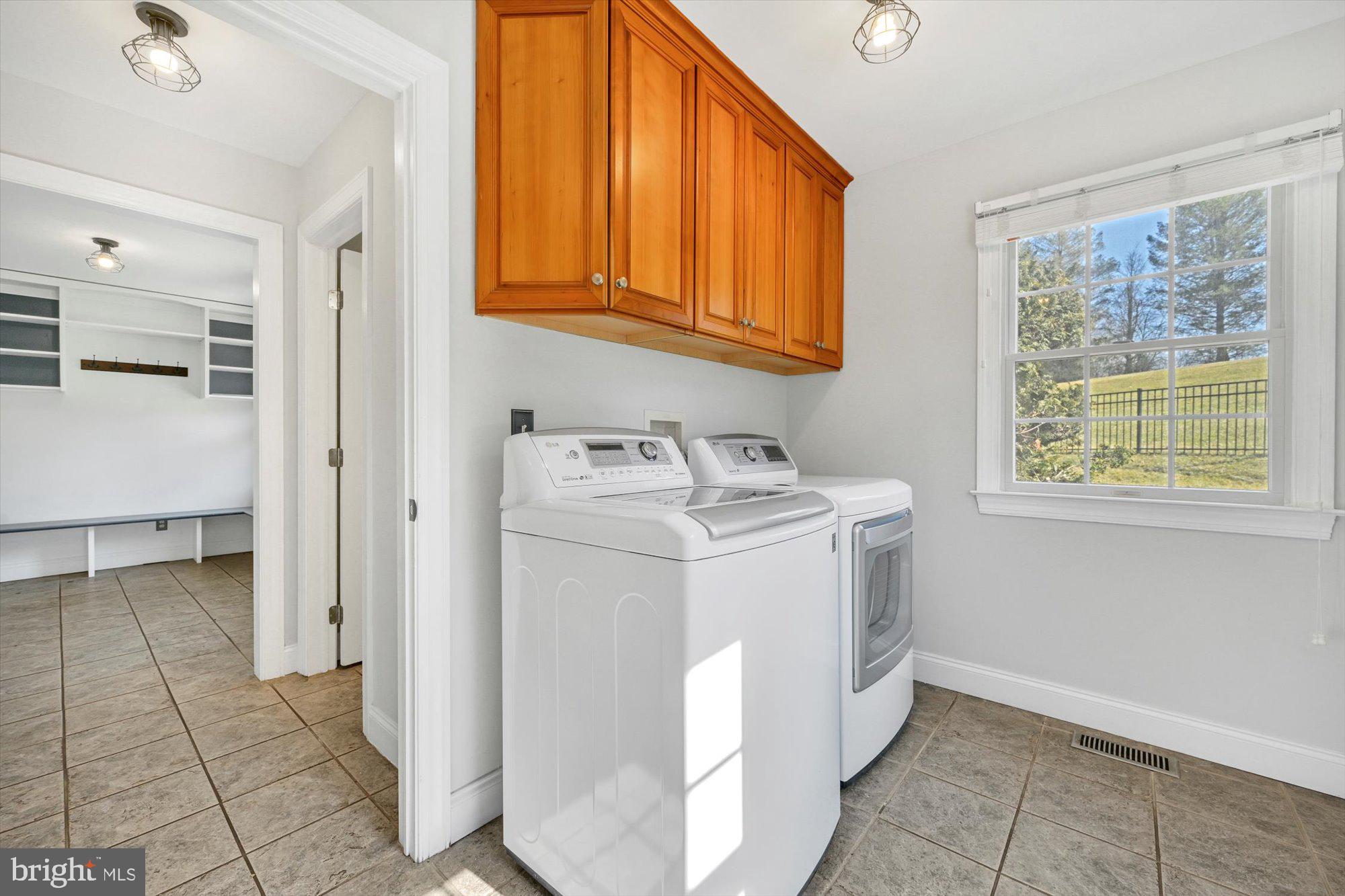 HILLHURST - Residential