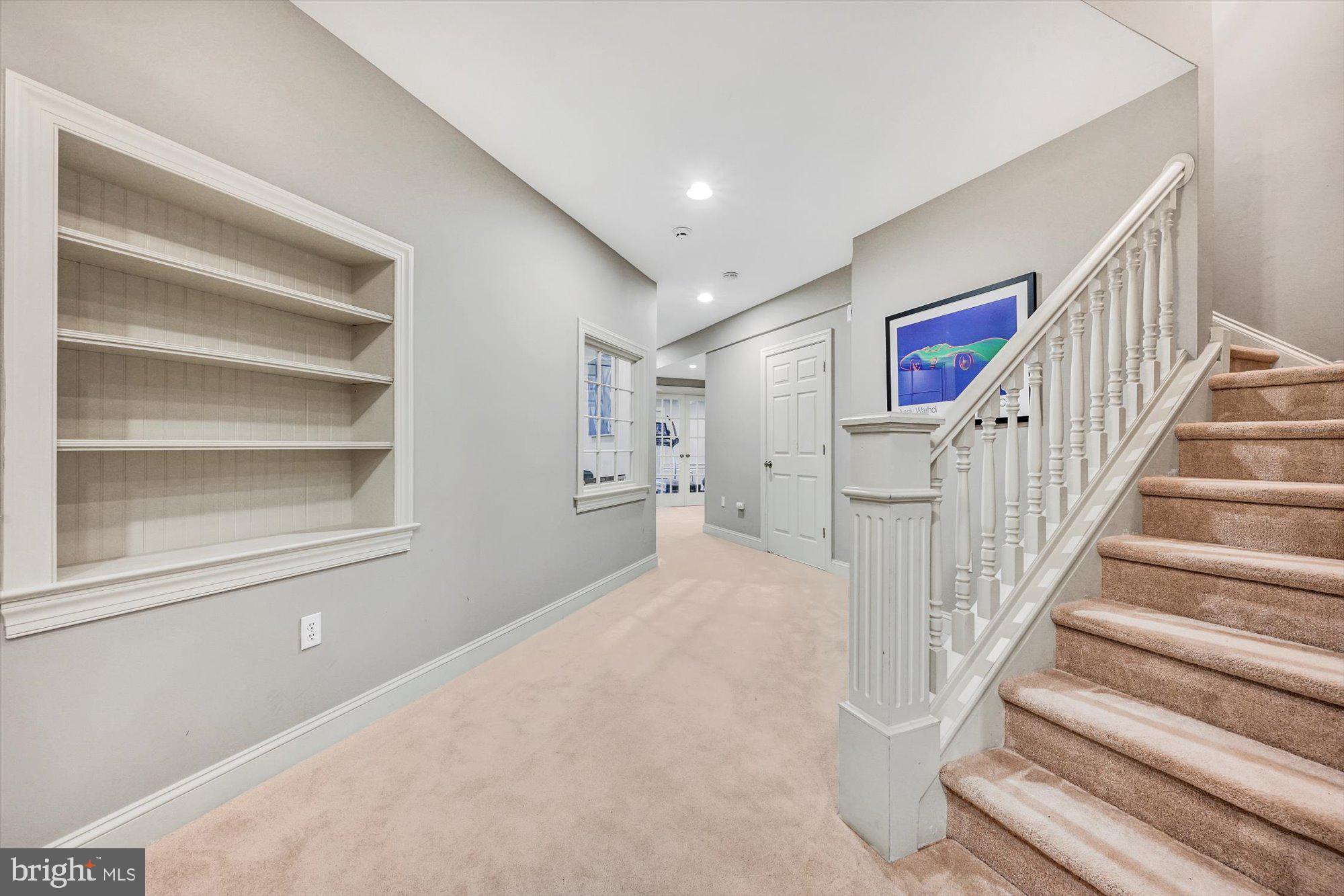 HILLHURST - Residential