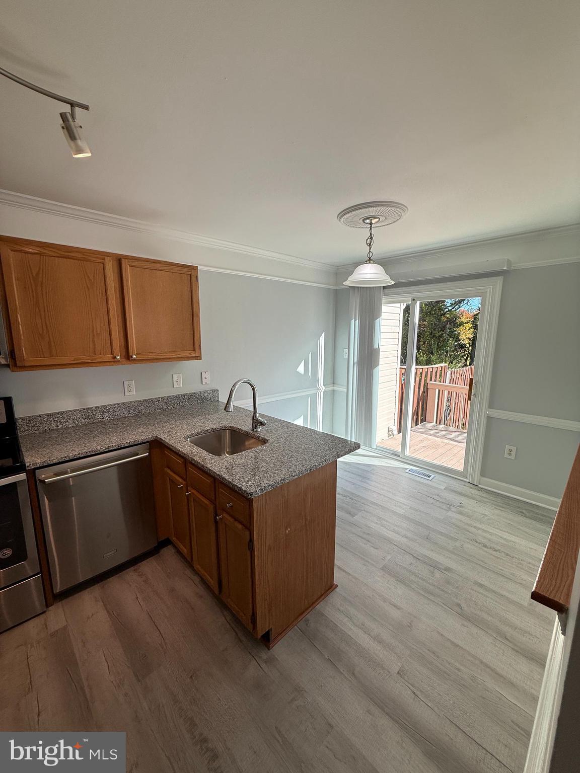 HIGHPOINTE - Residential Lease