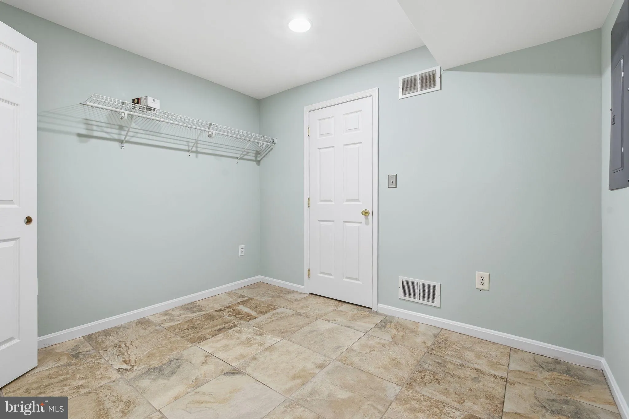 Baltimore, Maryland 21224, United States, 3 Bedrooms Bedrooms, ,3 BathroomsBathrooms,Residential,Active,245118