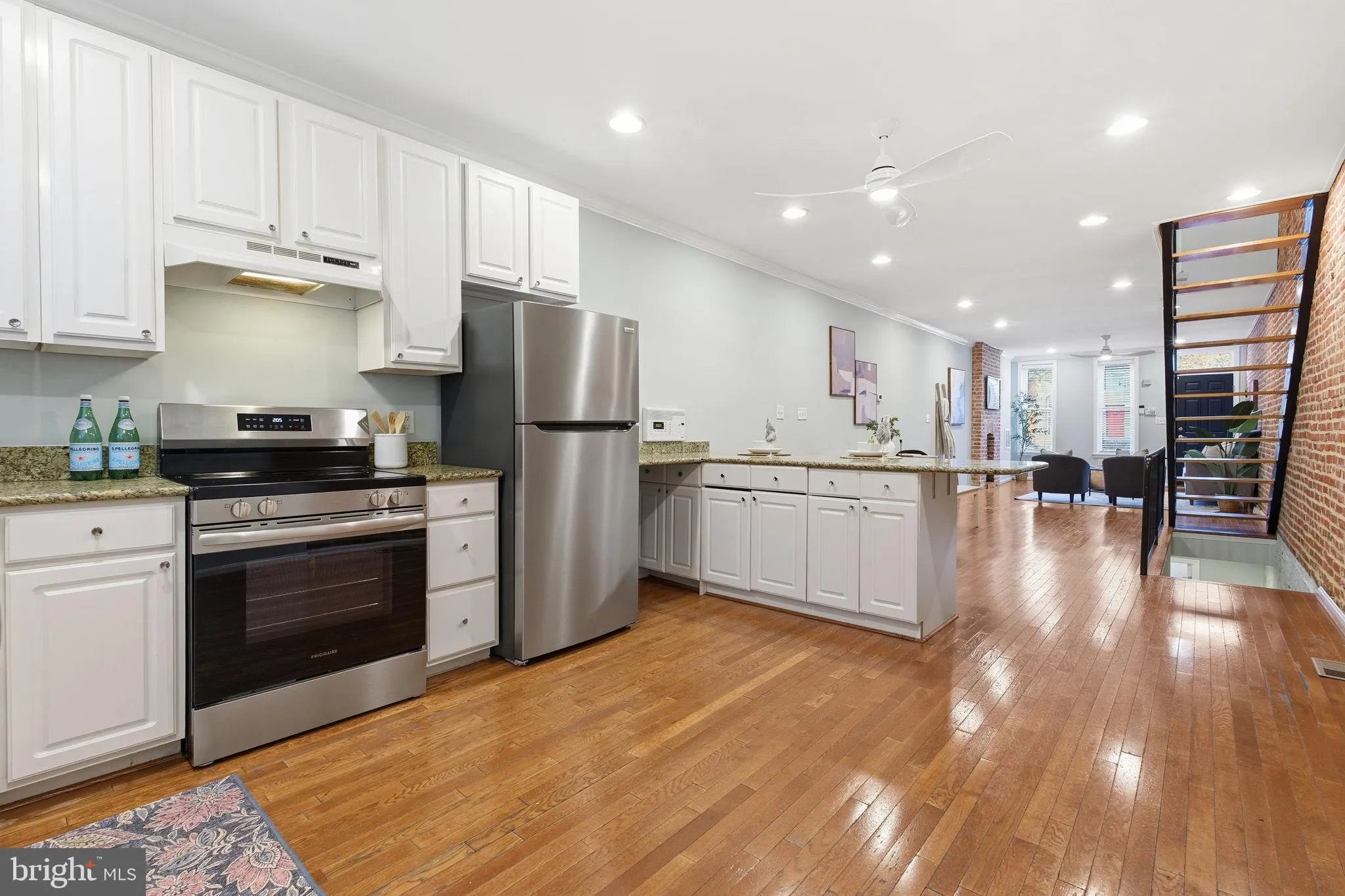 Baltimore, Maryland 21224, United States, 3 Bedrooms Bedrooms, ,3 BathroomsBathrooms,Residential,Active,245118