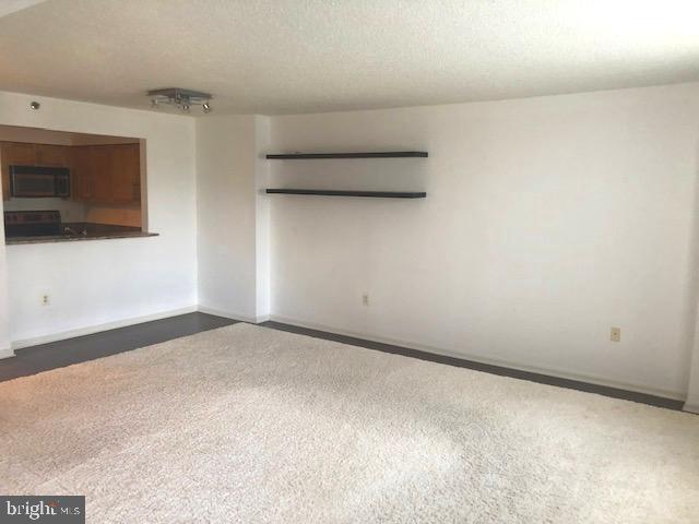 10101 GROSVENOR PLACE 407
