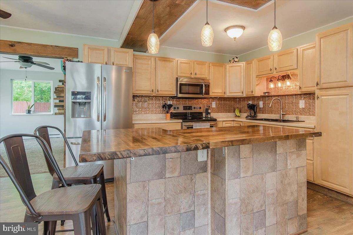 CHIPS MEADOW - Residential