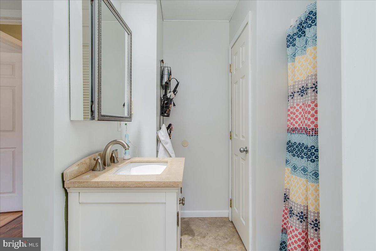 CHIPS MEADOW - Residential